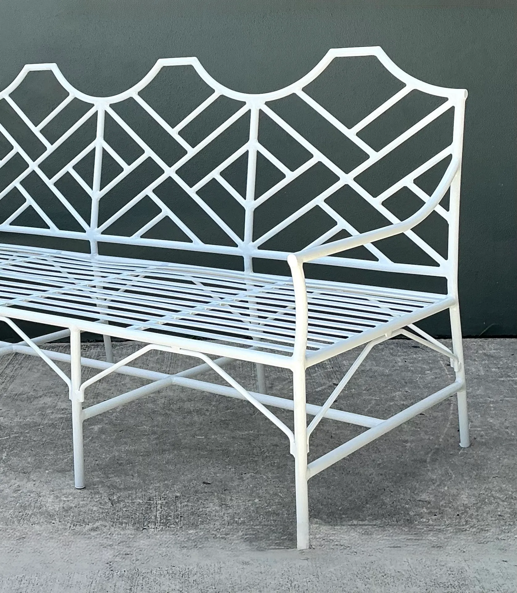 Vintage Outdoor Chinese Chippendale Cast Aluminum Sofa — additional photo 5