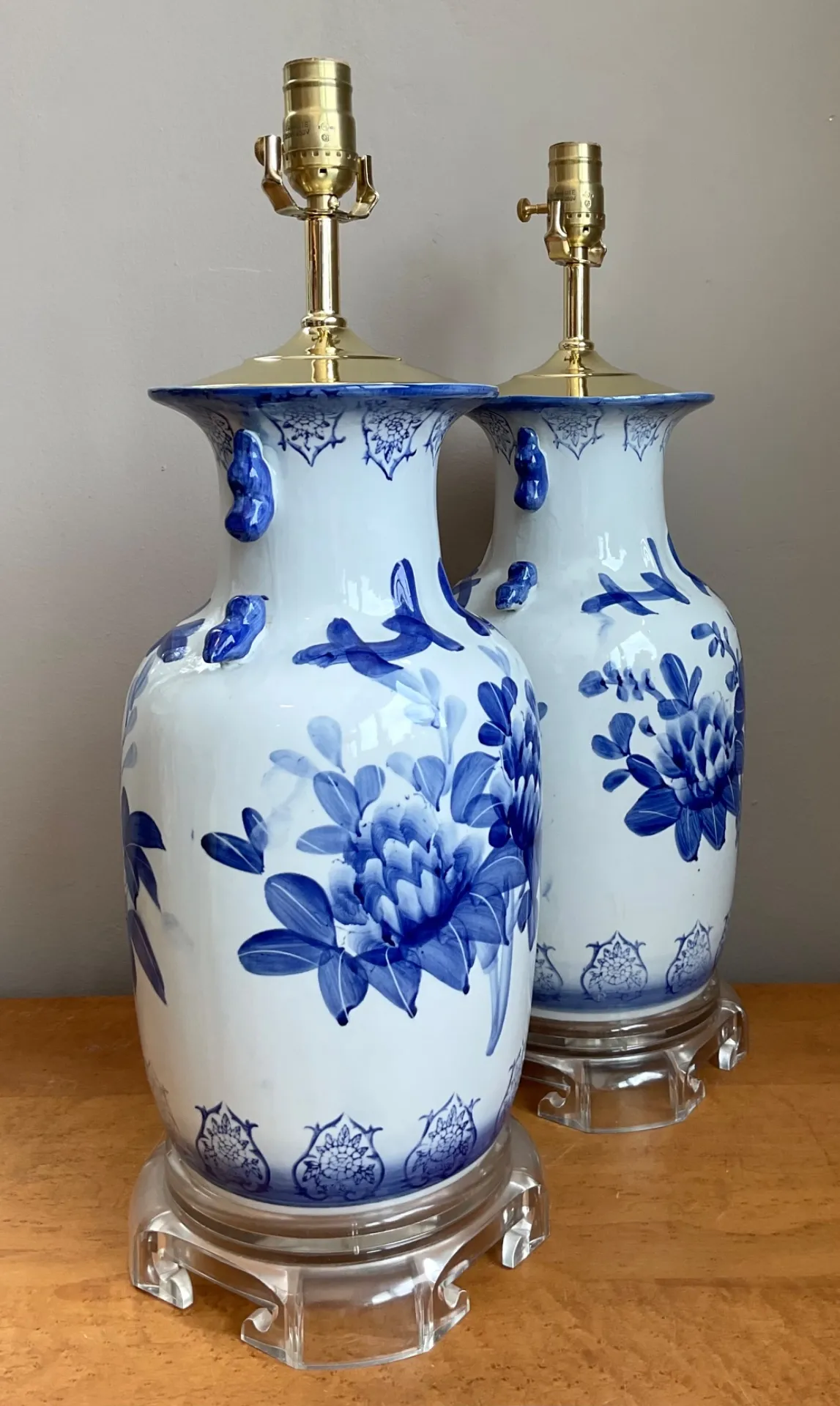 Vintage Blue and White Ceramic Table Lamps - A Pair — additional photo 8
