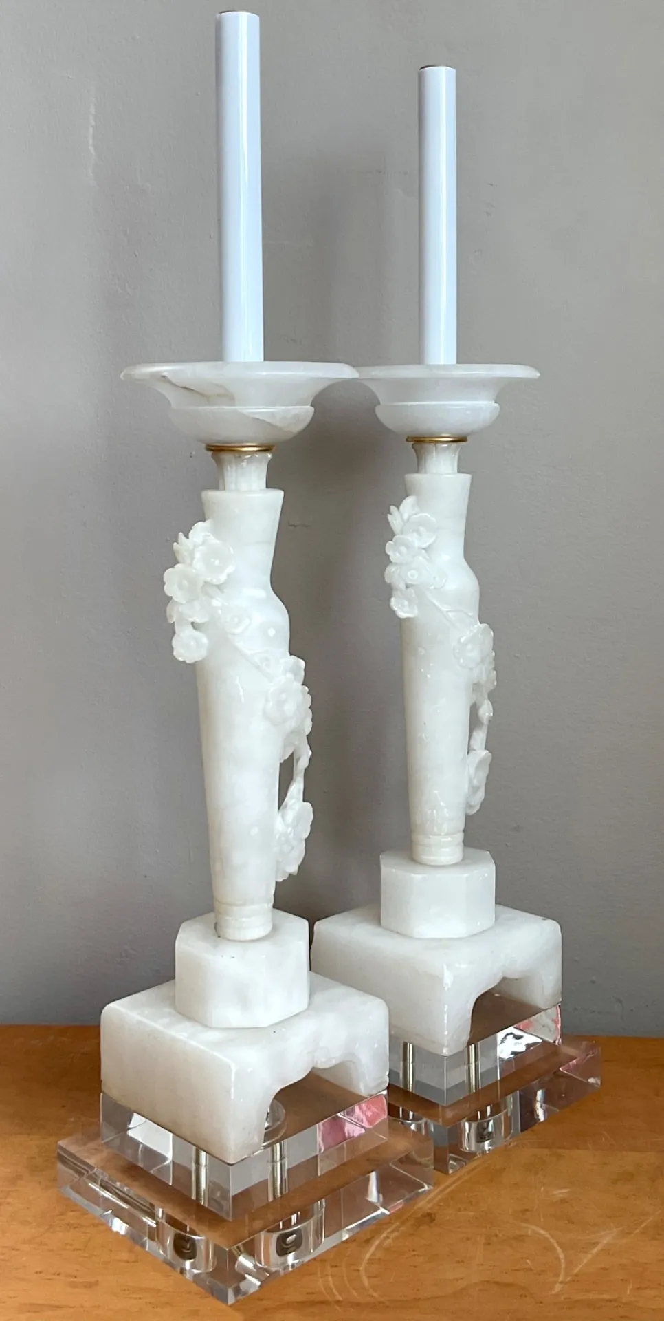 Vintage White Alabaster Candlestick Lamps - Set of 2 — additional photo 7