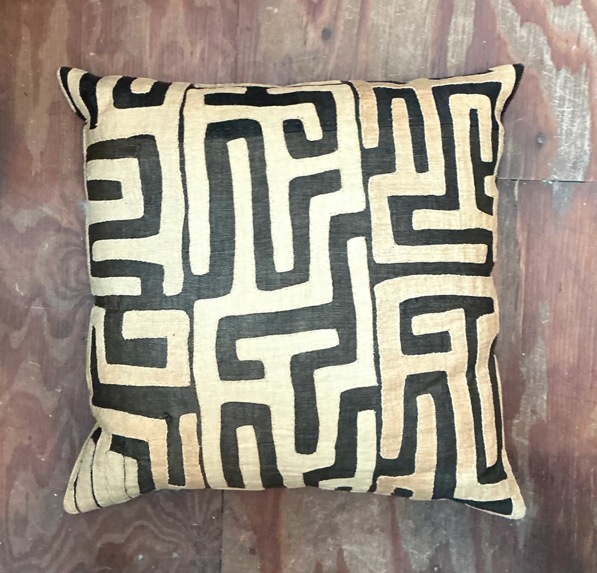 Vintage Kuba Cloth Pattern Pillow — additional photo 3