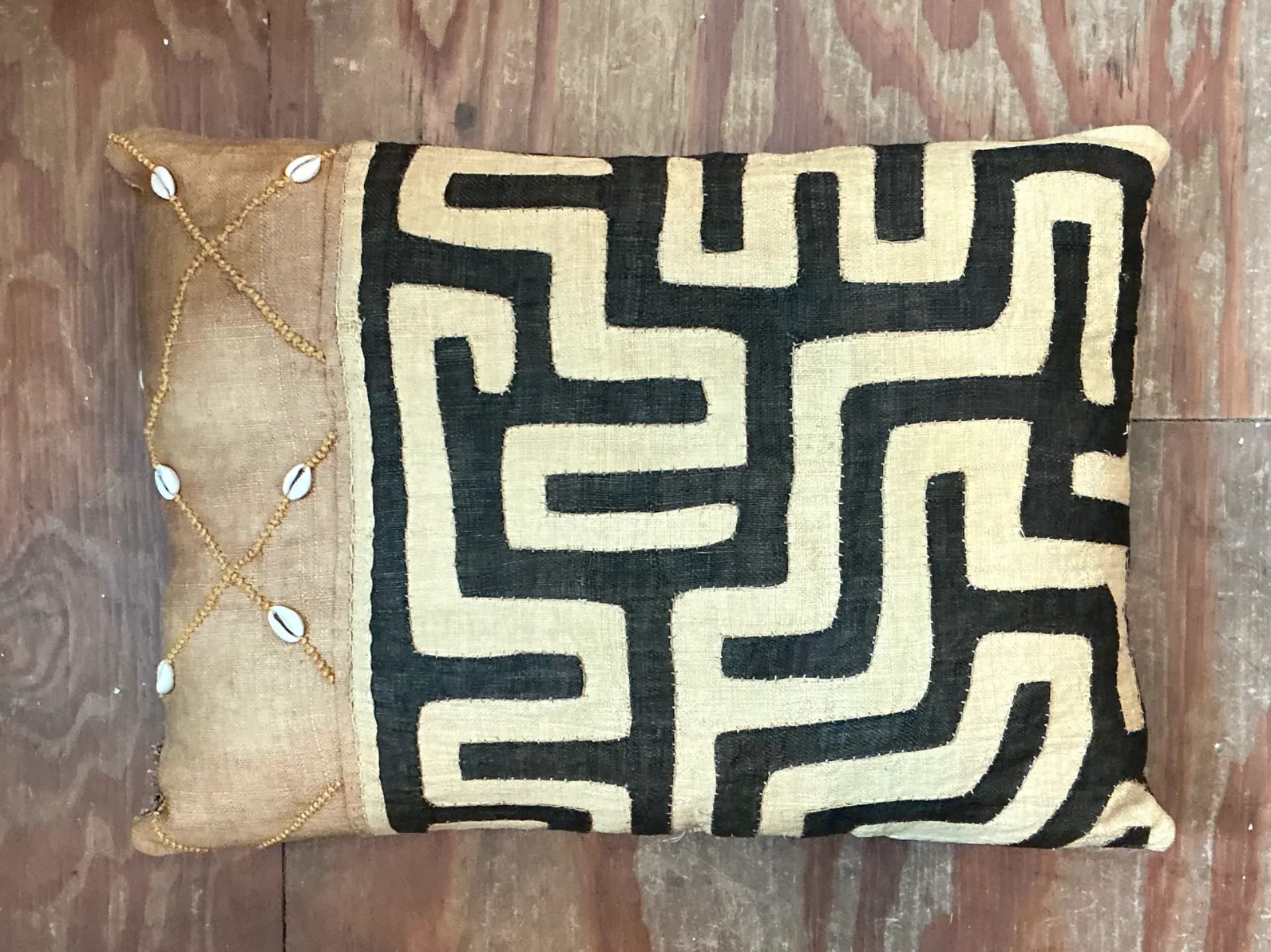 Vintage Mudcloth Pattern Pillow — additional photo 7