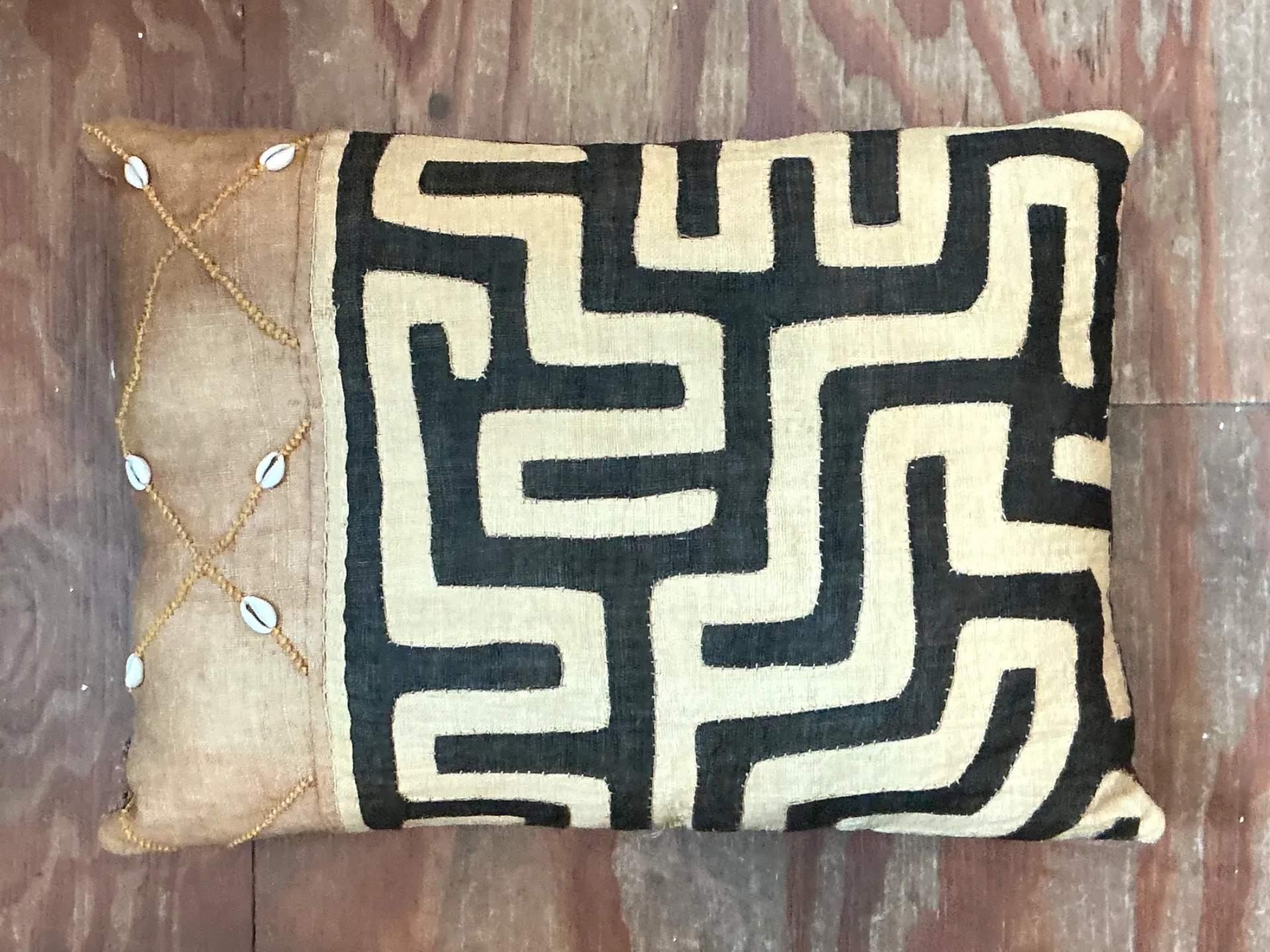 Vintage Mudcloth Pattern Pillow — additional photo 6