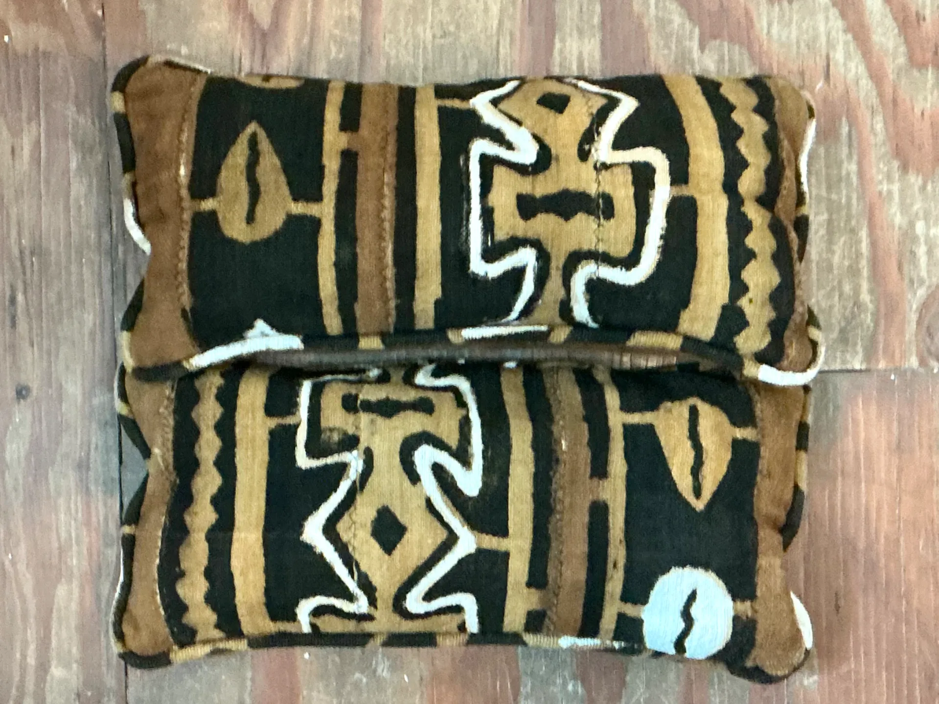 Vintage Mudcloth Pattern Pillows - A Pair — additional photo 4