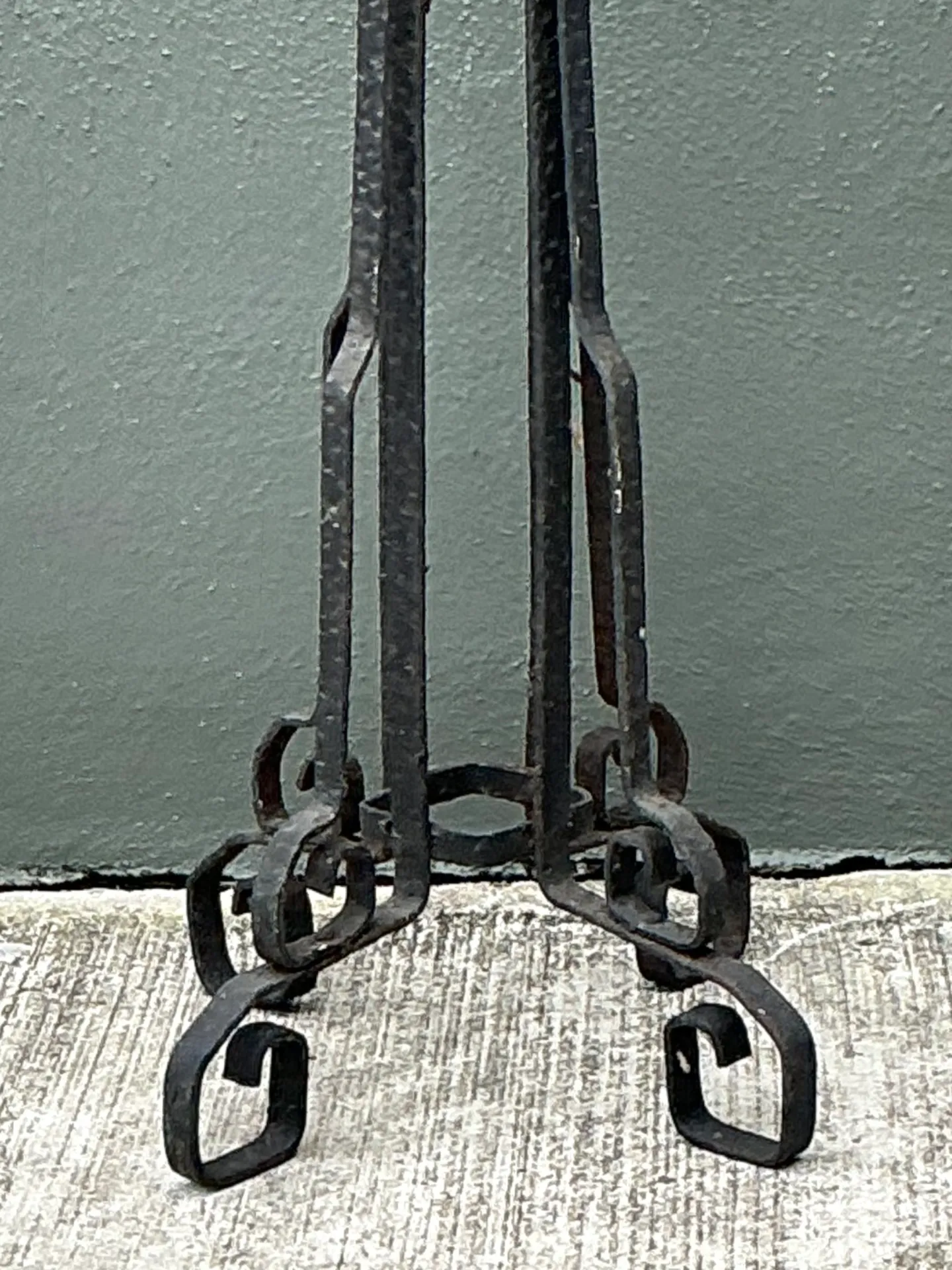 Vintage Hammered Iron and Wells Cement Planter Stand — additional photo 5