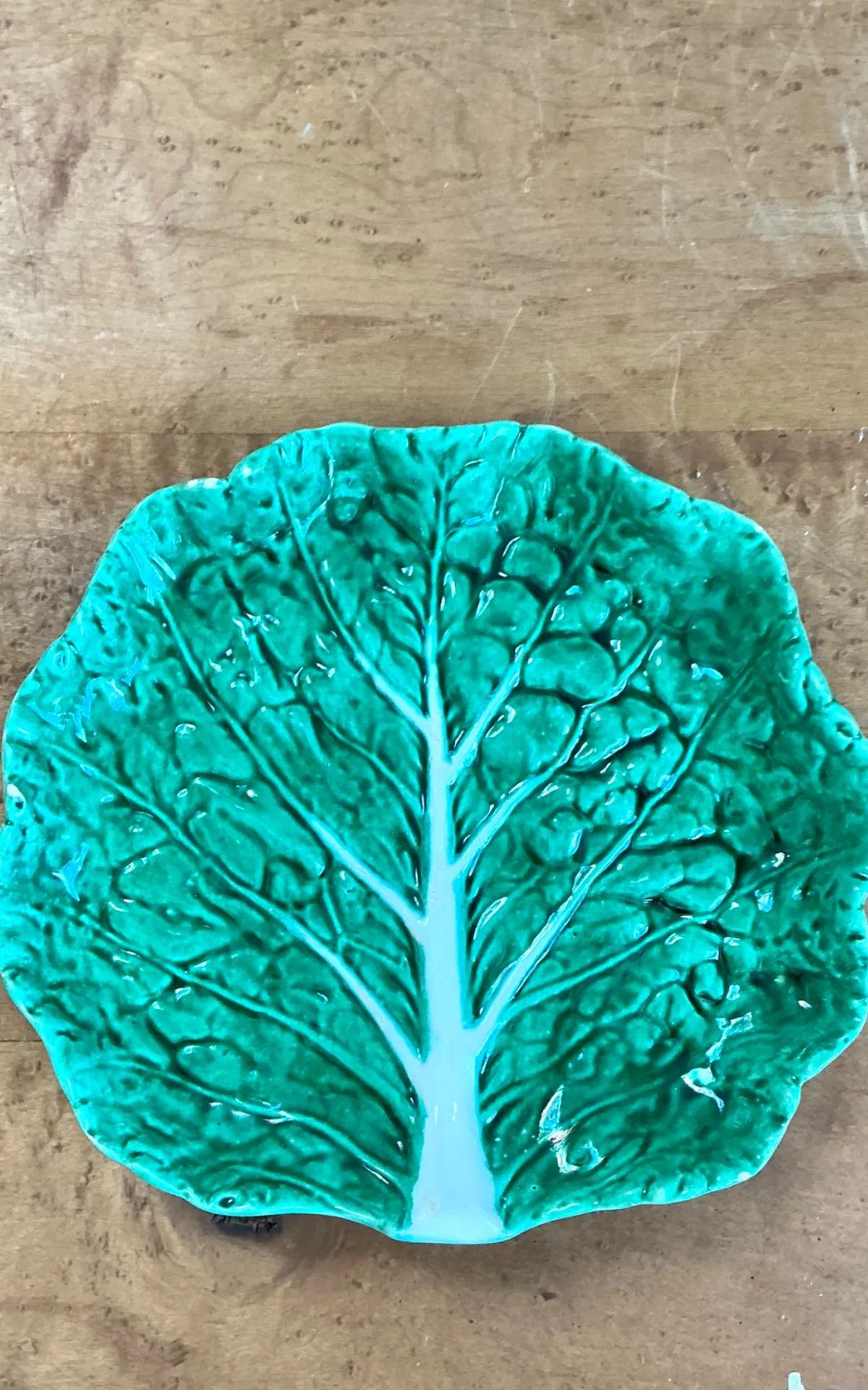 Vintage Bordallo Pinheiro Green Cabbage Leaf Plate — additional photo 1