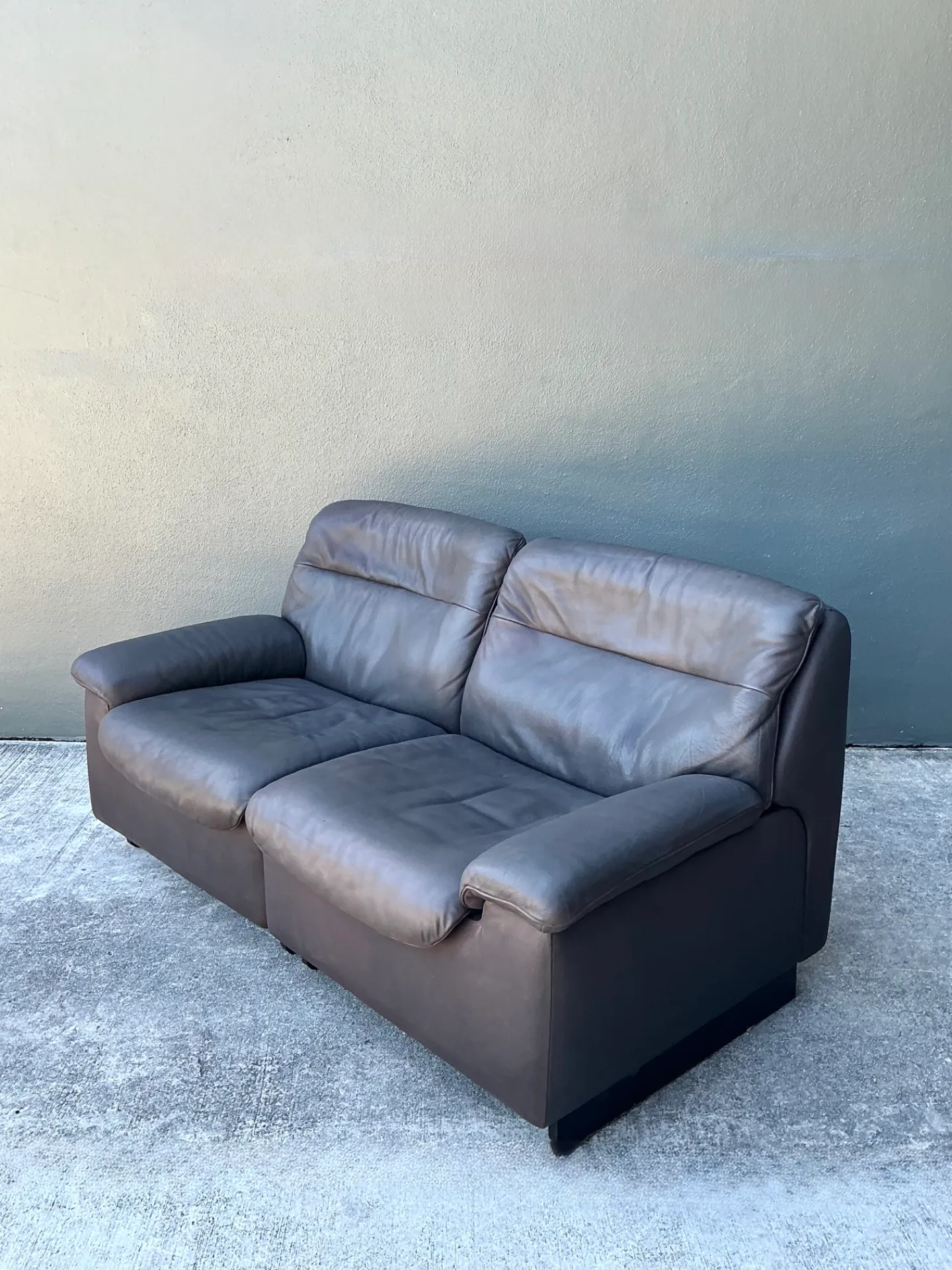Vintage De Sede Leather Two-Seater Sofa — additional photo 2