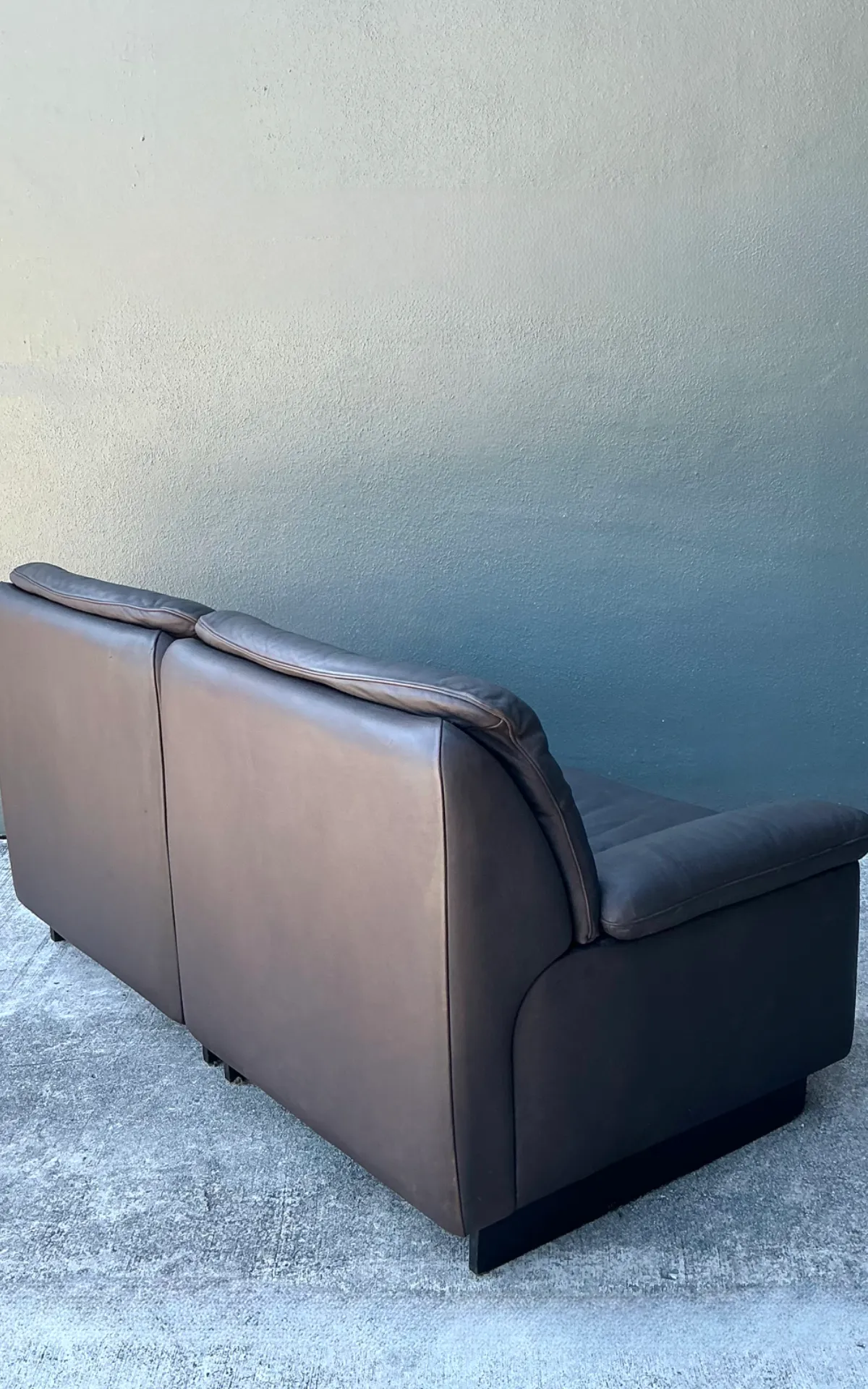 Vintage De Sede Leather Two-Seater Sofa — additional photo 5