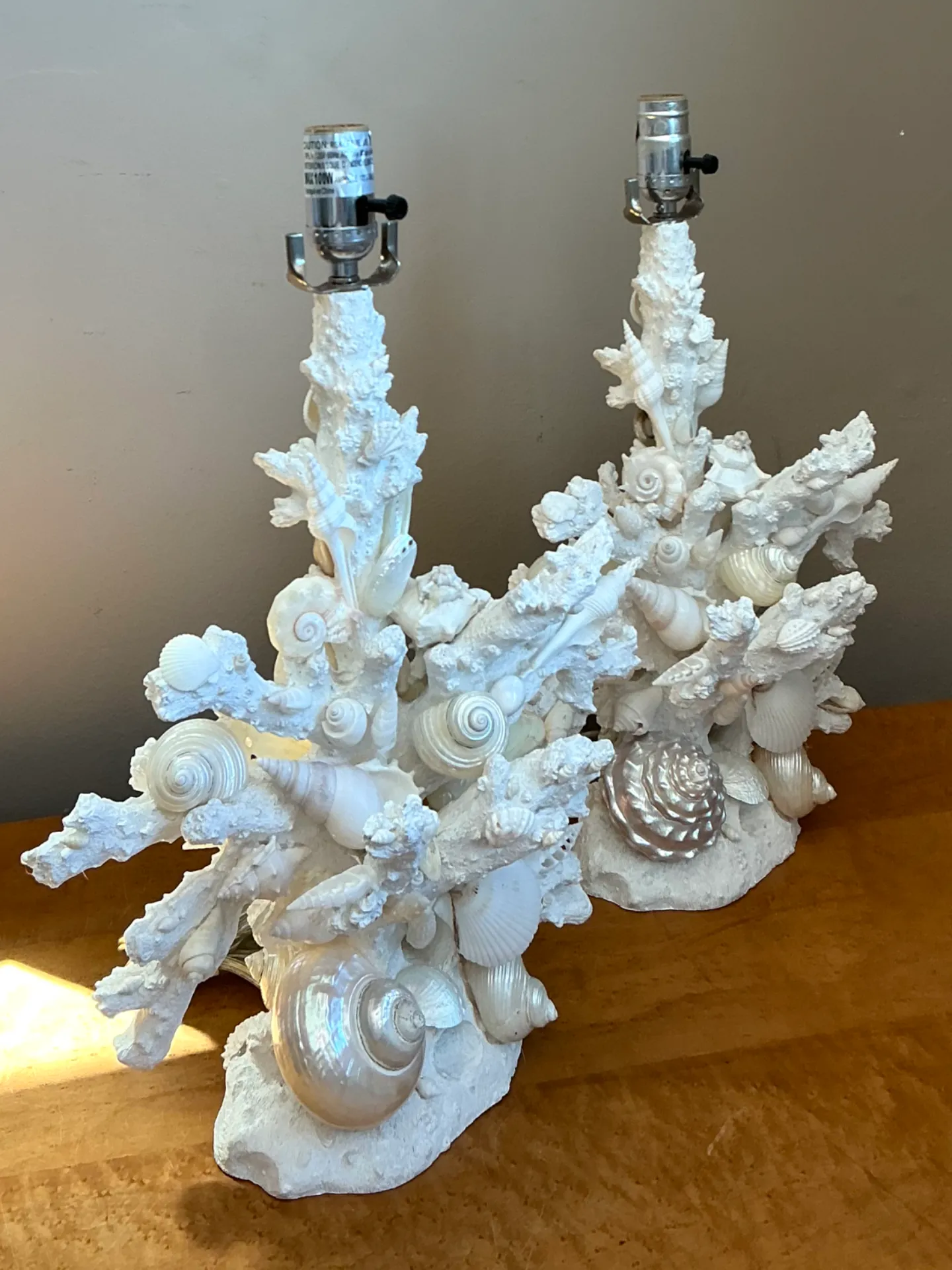 Vintage Shell Encrusted Faux Coral Table Lamps - Pair — additional photo 3