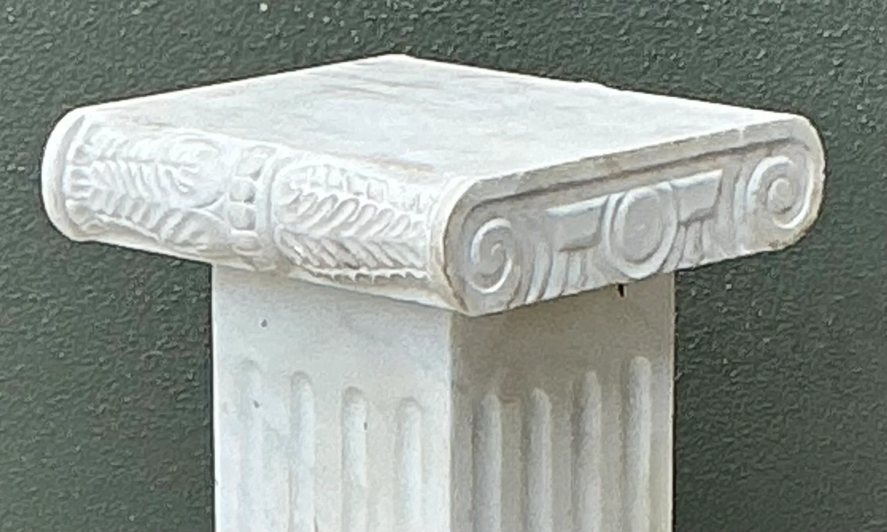 Vintage Ionic Style Marble Pedestal — additional photo 3