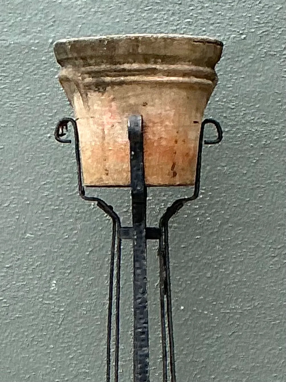 Vintage Hammered Iron and Wells Cement Planter Stand — additional photo 2
