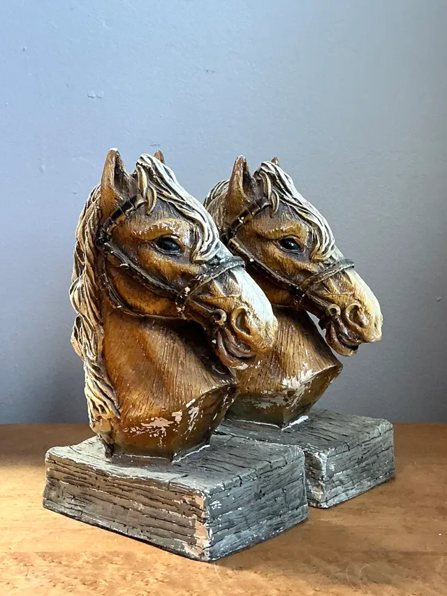 Vintage Horse Head Plaster Bookends - Pair — additional photo 7