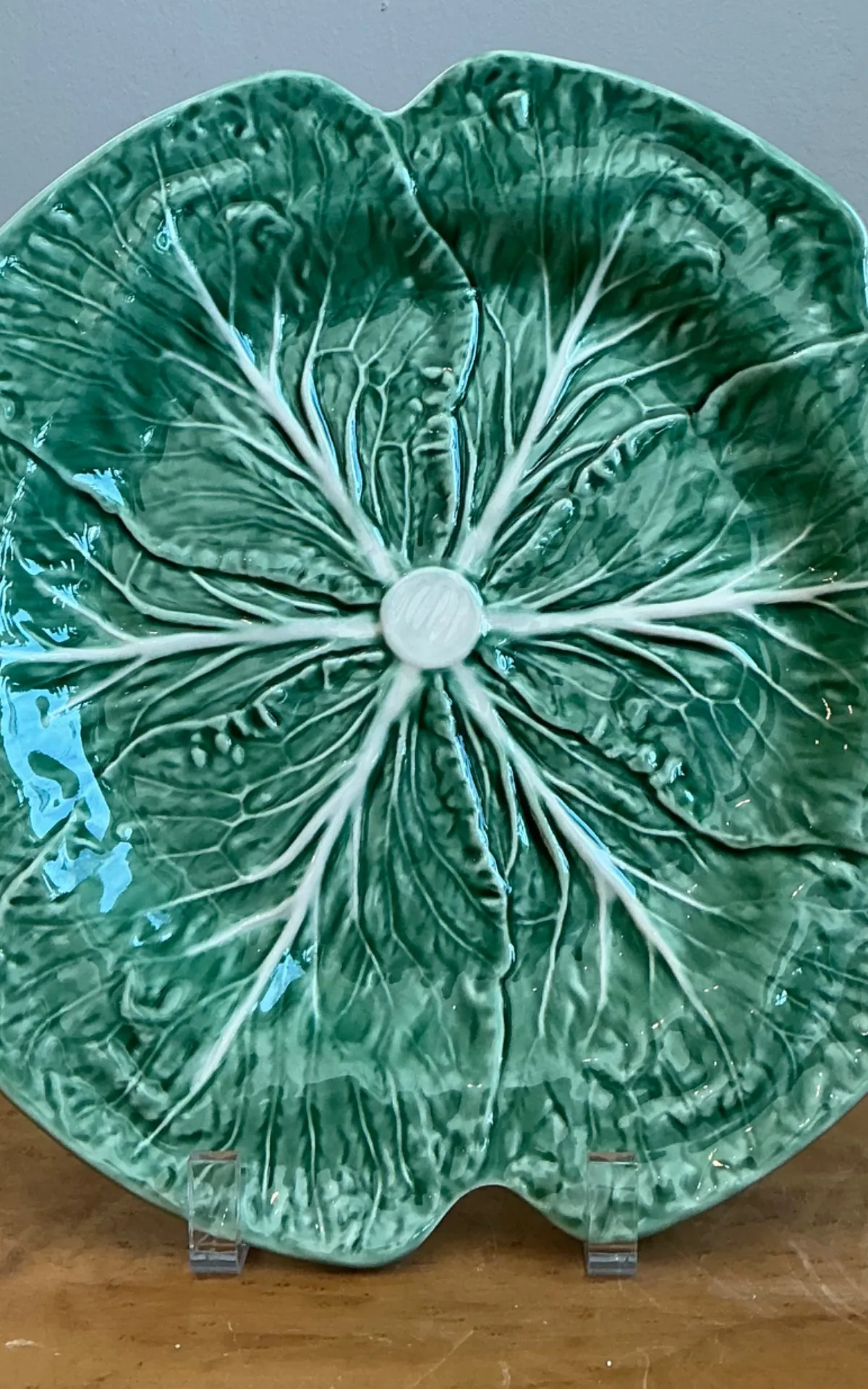 Vintage Bordallo Pinheiro Green Cabbage Leaf Dinner Plates - Set Of Three — additional photo 3