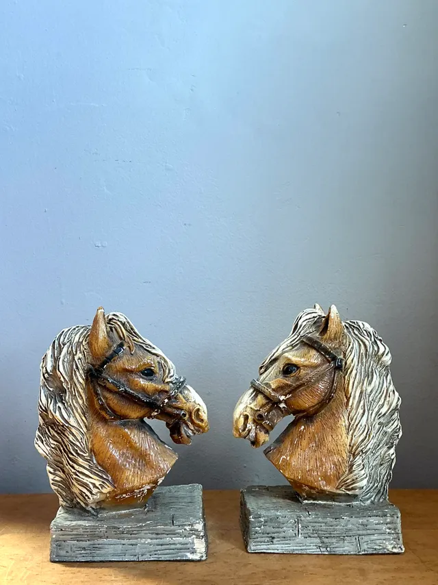 Vintage Horse Head Plaster Bookends - Pair — additional photo 3