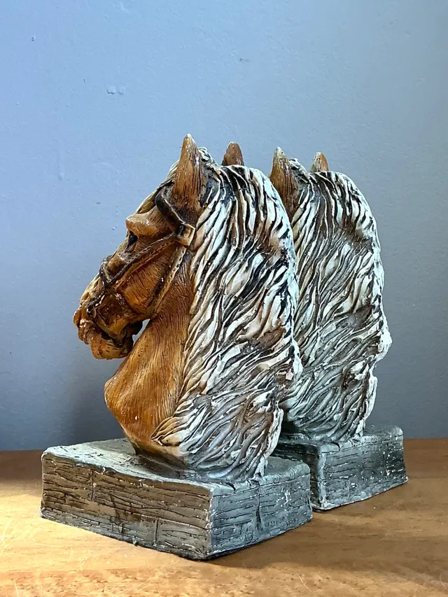 Vintage Horse Head Plaster Bookends - Pair — additional photo 1