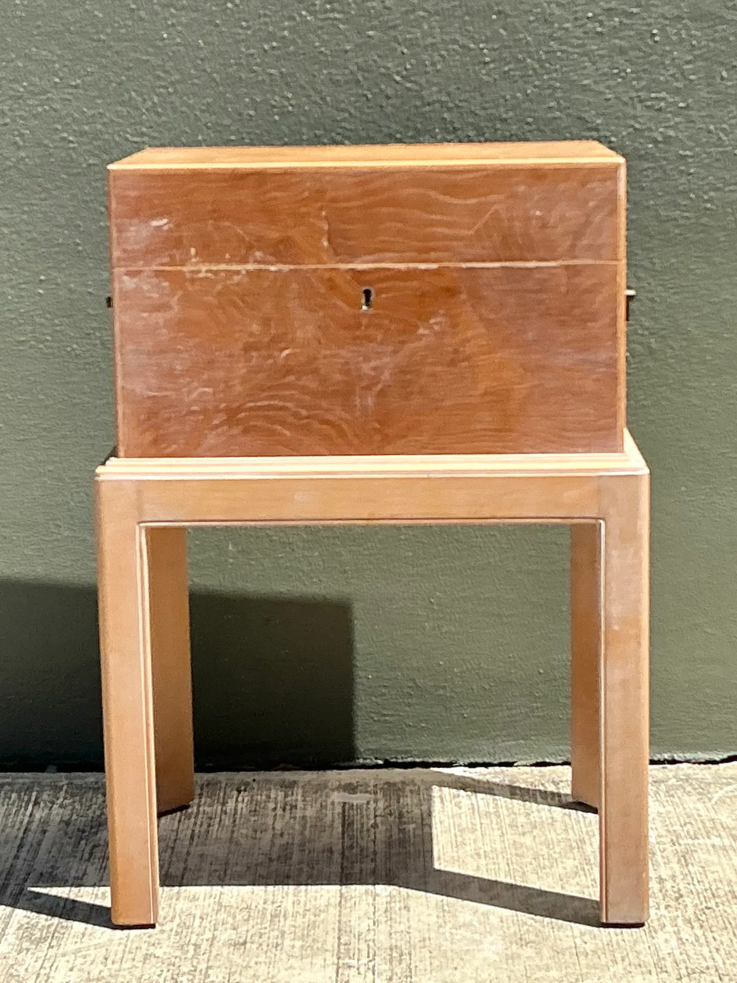 Chapman Italian Vintage Burl Trunk Drinks Table — additional photo 4