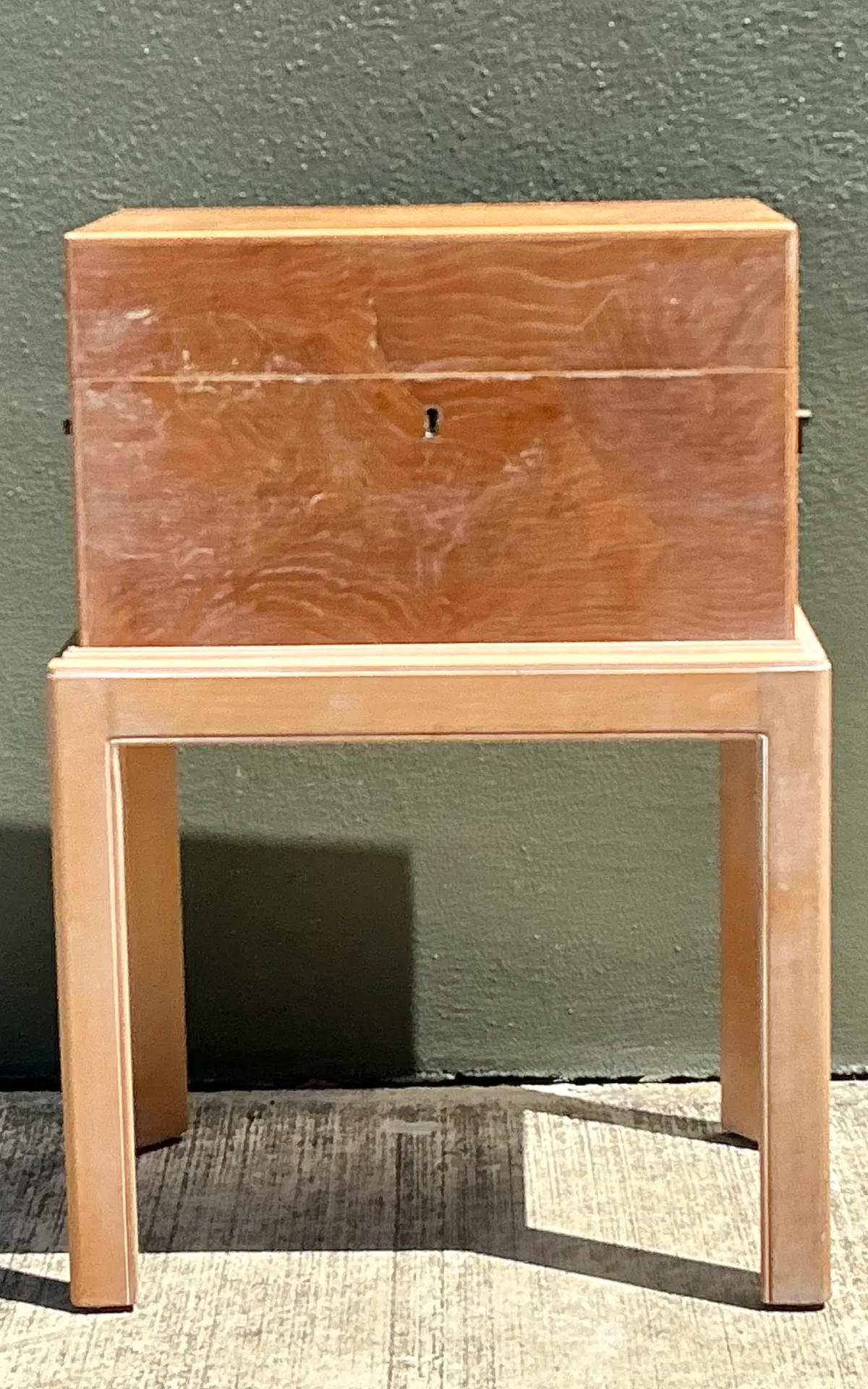 Chapman Italian Vintage Burl Trunk Drinks Table — additional photo 4