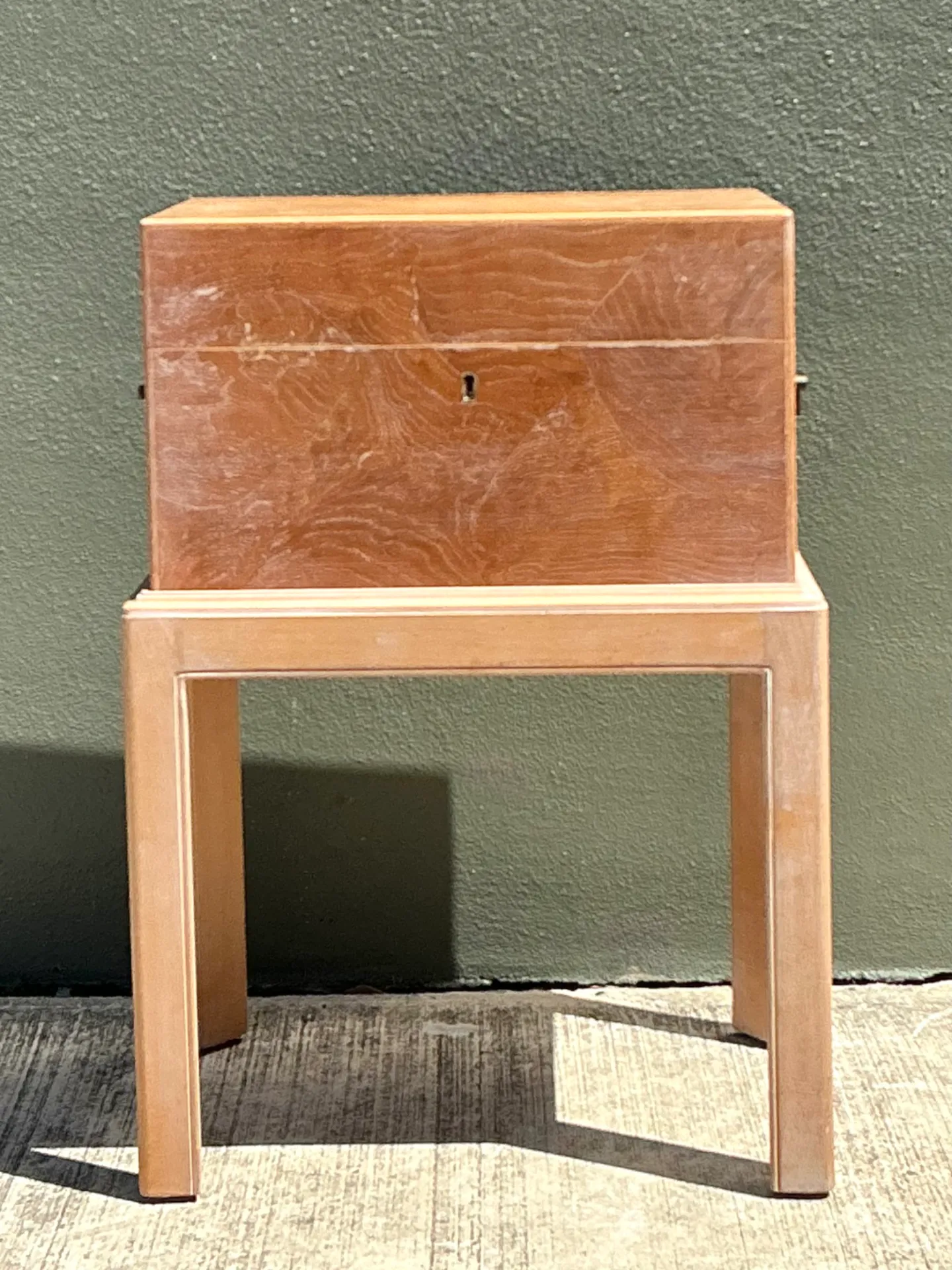 Chapman Italian Vintage Burl Trunk Drinks Table — additional photo 2