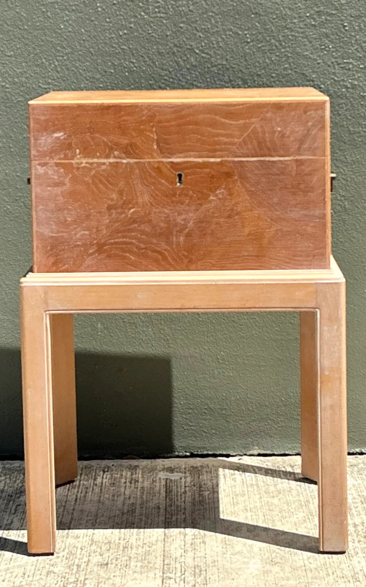 Chapman Italian Vintage Burl Trunk Drinks Table — additional photo 2