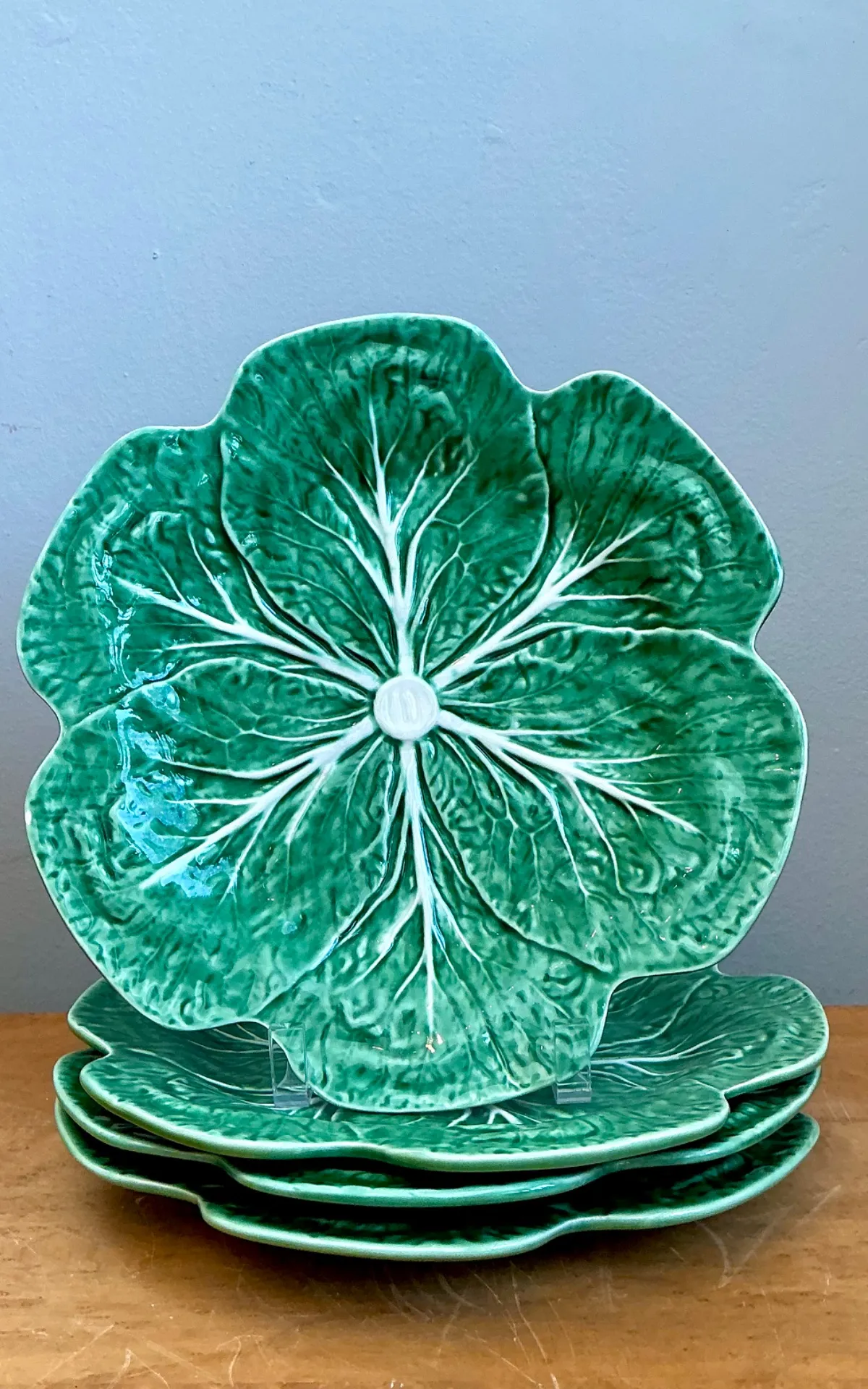 Vintage Bordallo Pinheiro Green Cabbage Leaf Plates - Set of 4 — additional photo 3