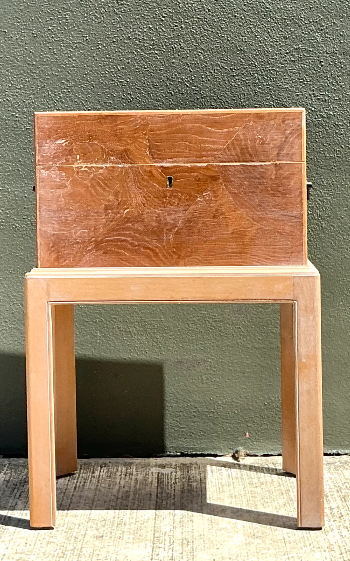 Chapman Italian Vintage Burl Trunk Drinks Table — additional photo 8