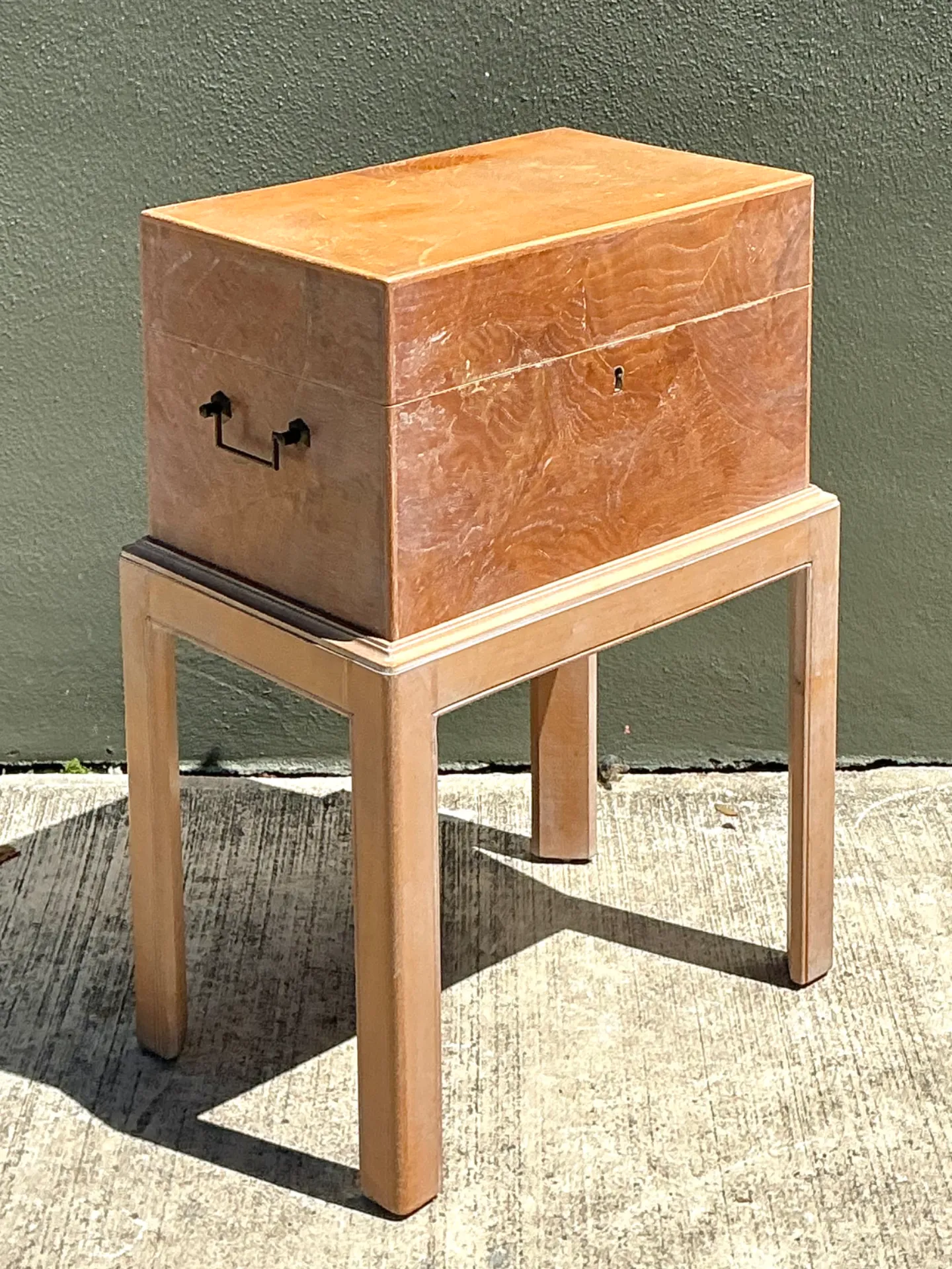 Chapman Italian Vintage Burl Trunk Drinks Table — additional photo 7