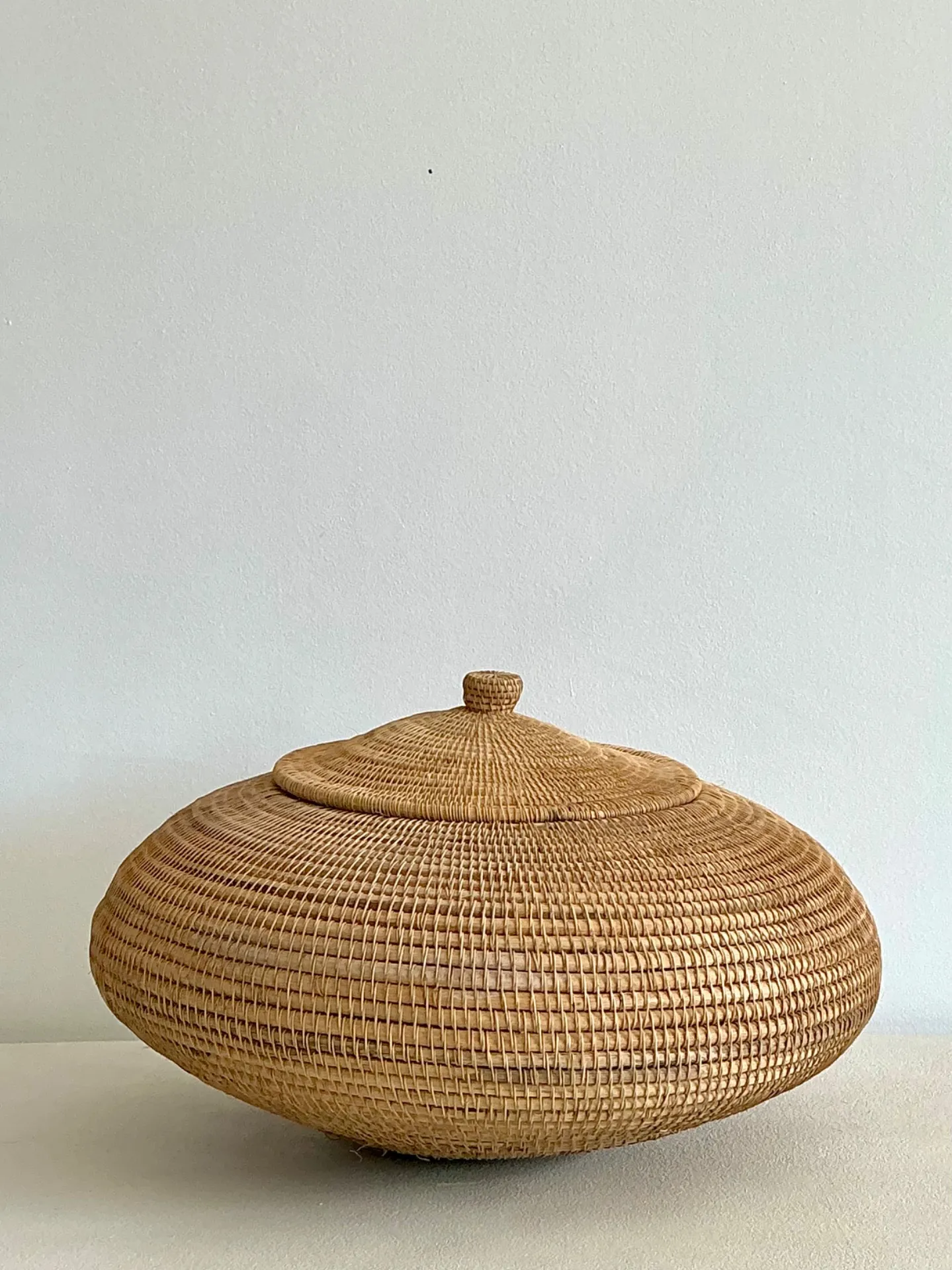 Vintage Woven Natural Fiber Lidded Basket — additional photo 3