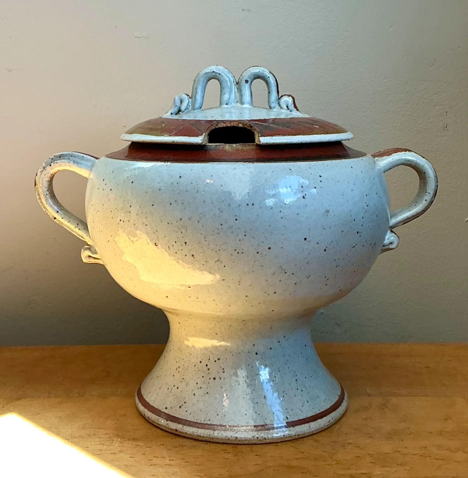 Vintage Speckled Ceramic Footed Tureen — additional photo 7