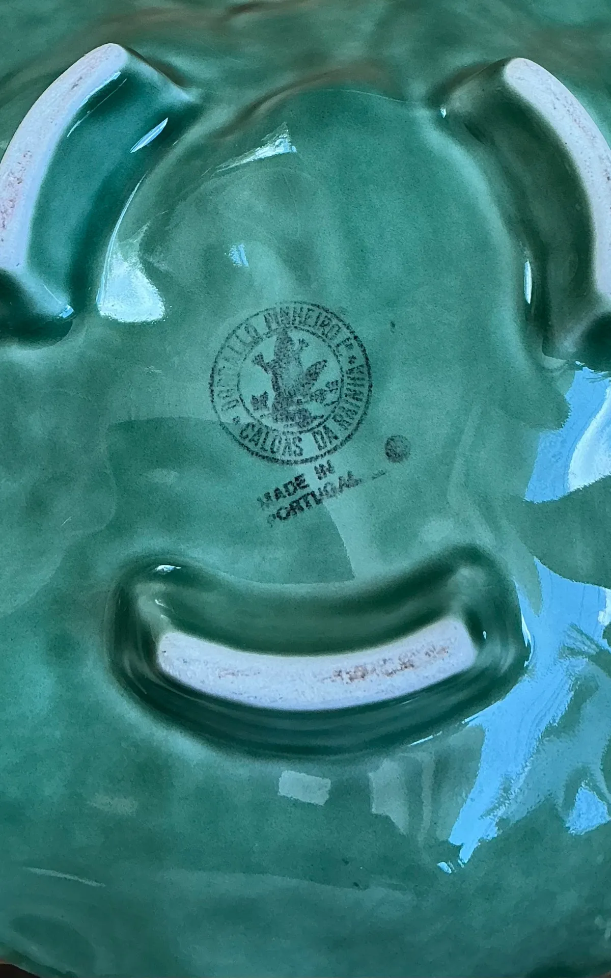 Vintage Bordallo Pinheiro Green Majolica Leaf Plates Trio — additional photo 3