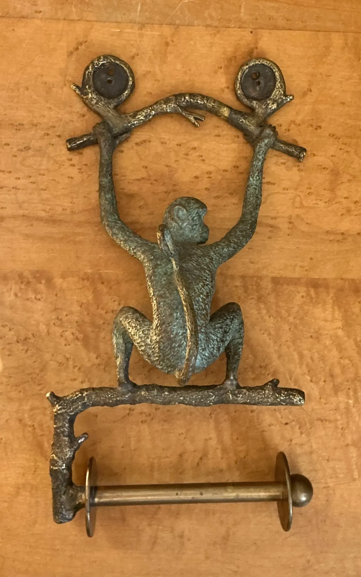 Vintage Patinated Metal Monkey Toilet Paper Holder — additional photo 6
