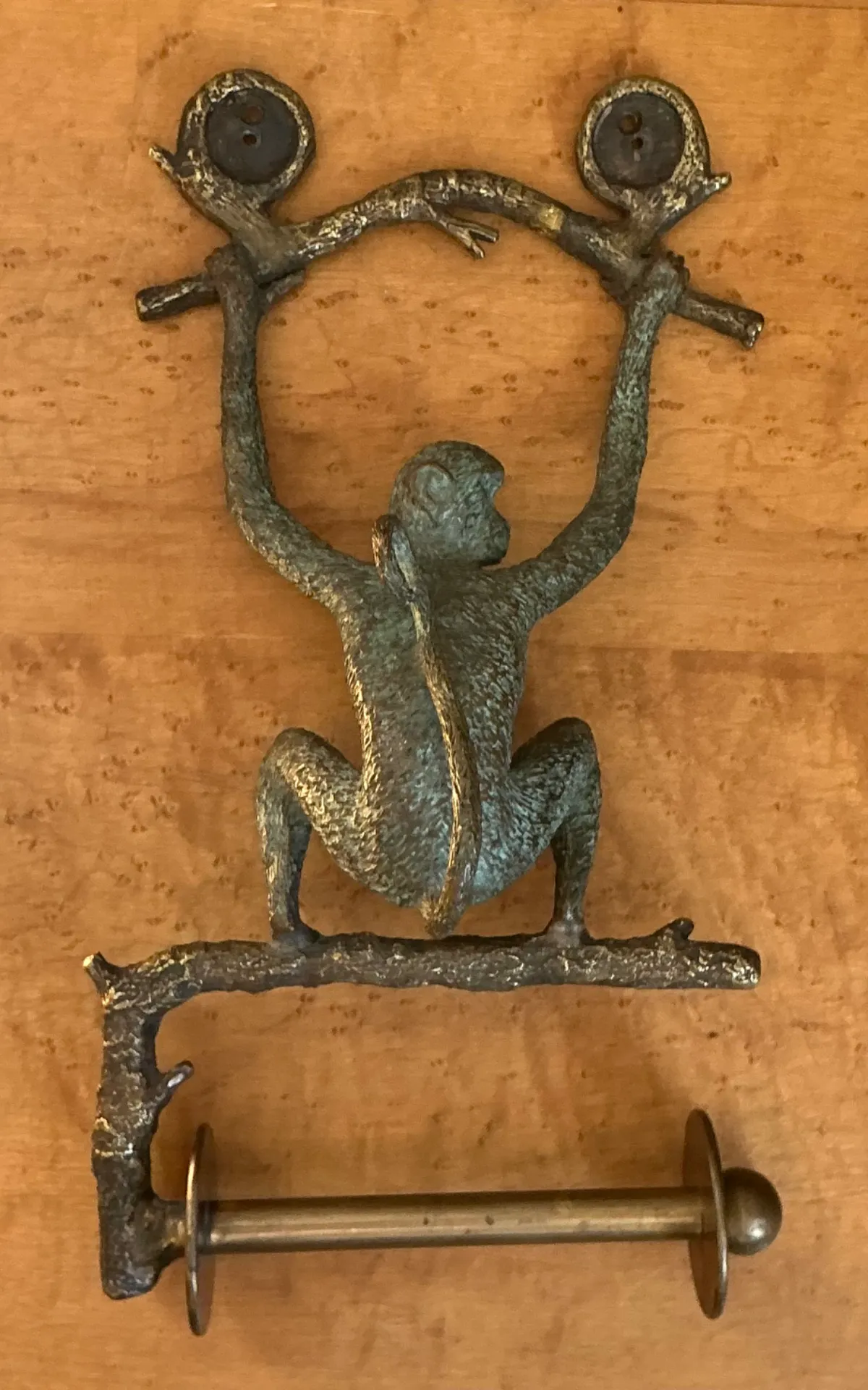 Vintage Patinated Metal Monkey Toilet Paper Holder — additional photo 4