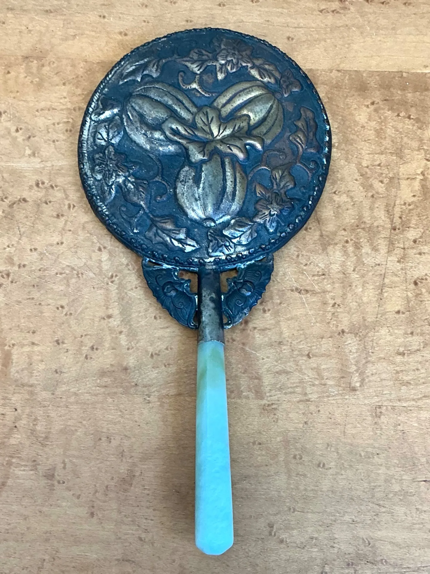 Vintage Floral Motif Metal Hand Mirror — additional photo 8