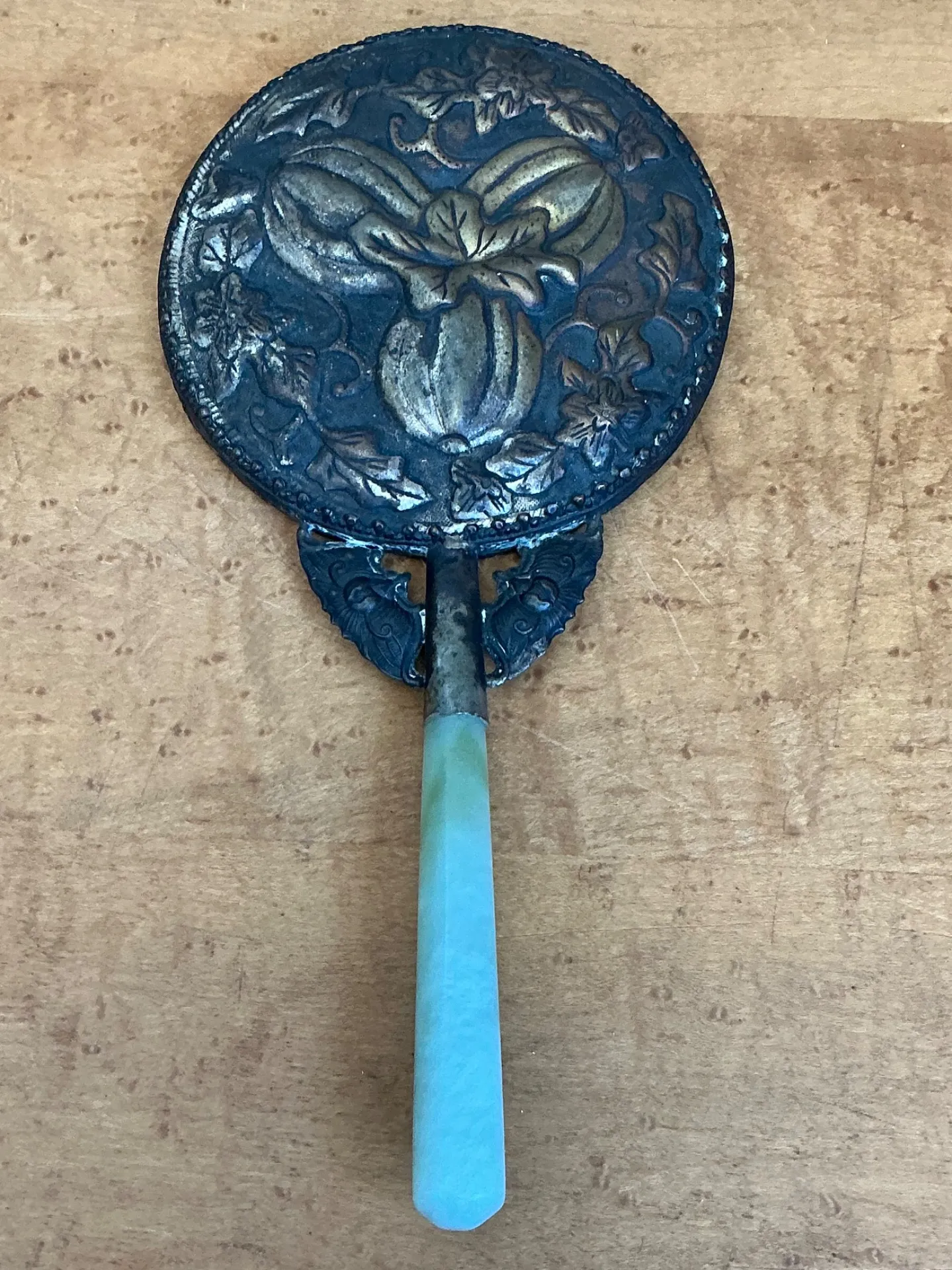 Vintage Floral Motif Metal Hand Mirror — additional photo 3