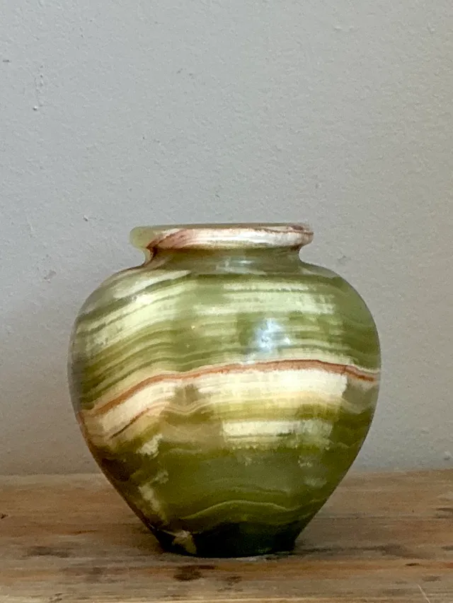 Vintage Green and Brown Onyx Vessel — additional photo 2