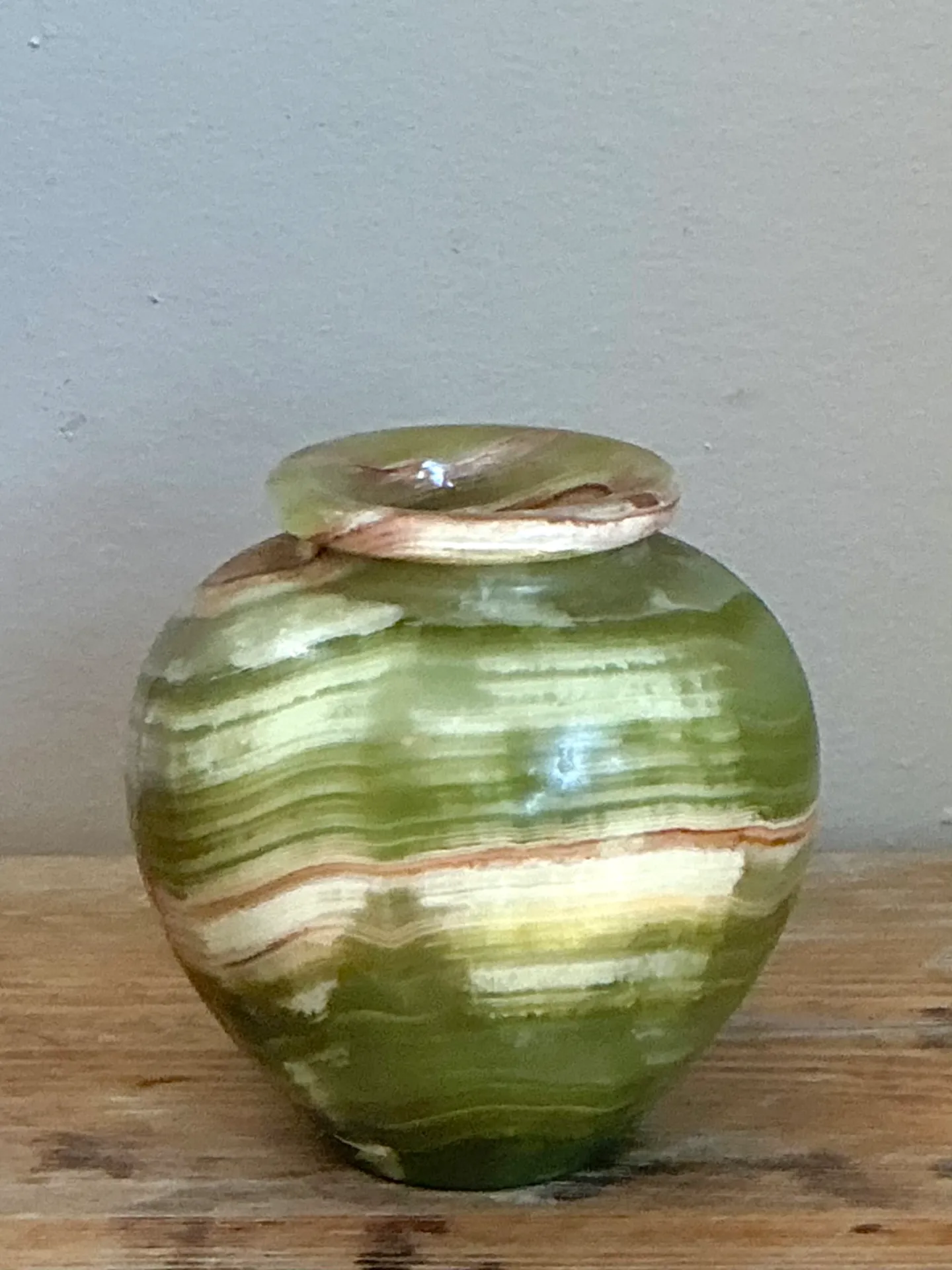Vintage Green and Brown Onyx Vessel — additional photo 5