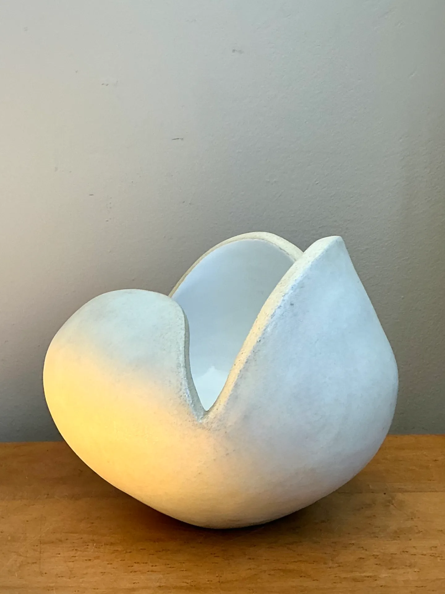 Vintage White Ceramic Sculptural Bowl — additional photo 8