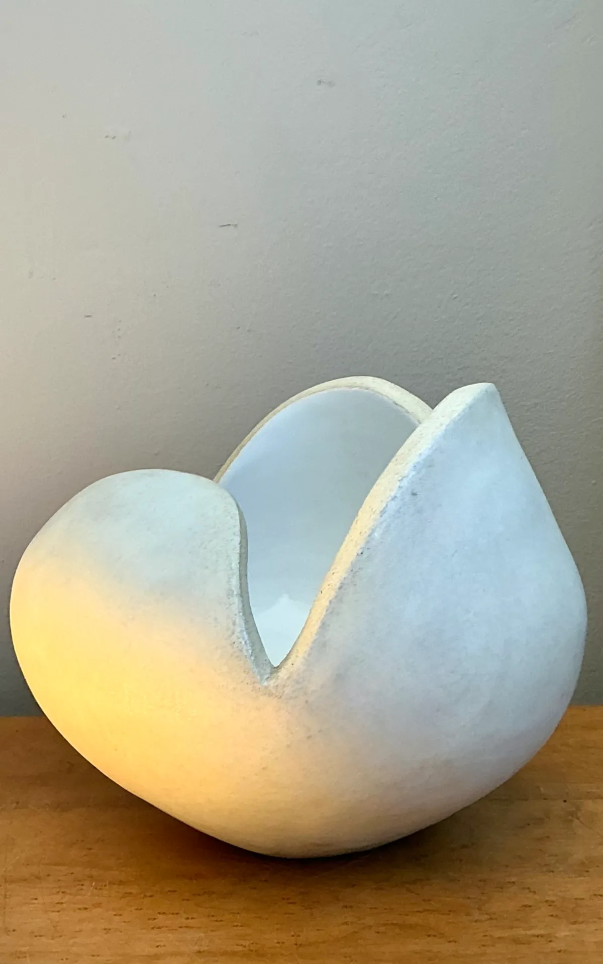 Vintage White Ceramic Sculptural Bowl — additional photo 8