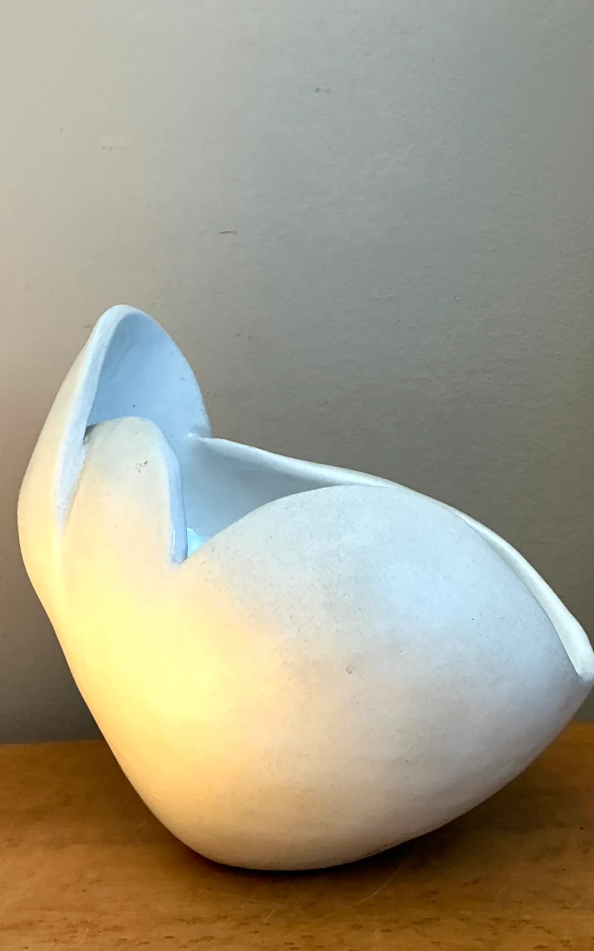 Vintage White Ceramic Sculptural Bowl — additional photo 8