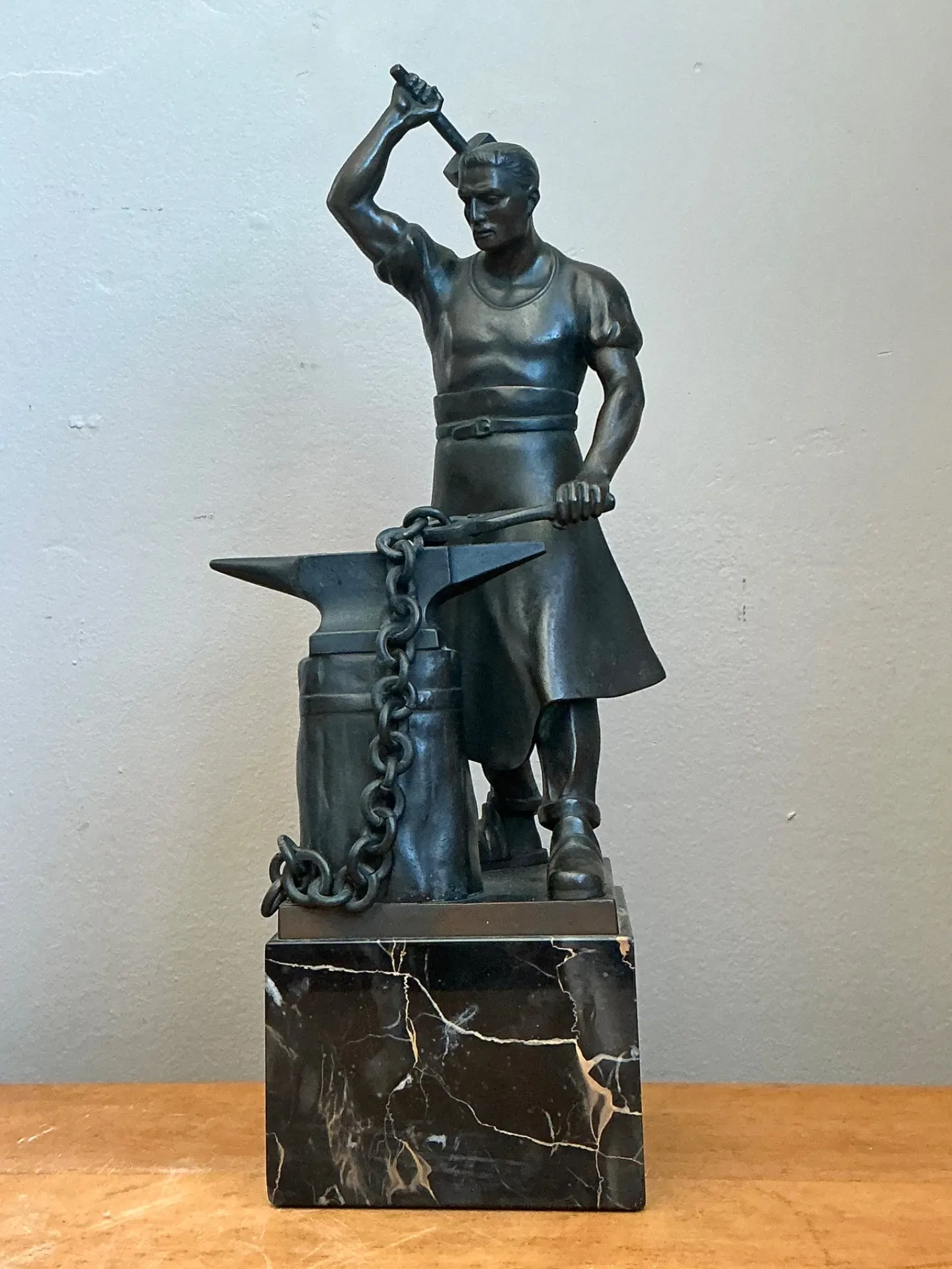 Vintage Bronze Blacksmith Sculpture — additional photo 7