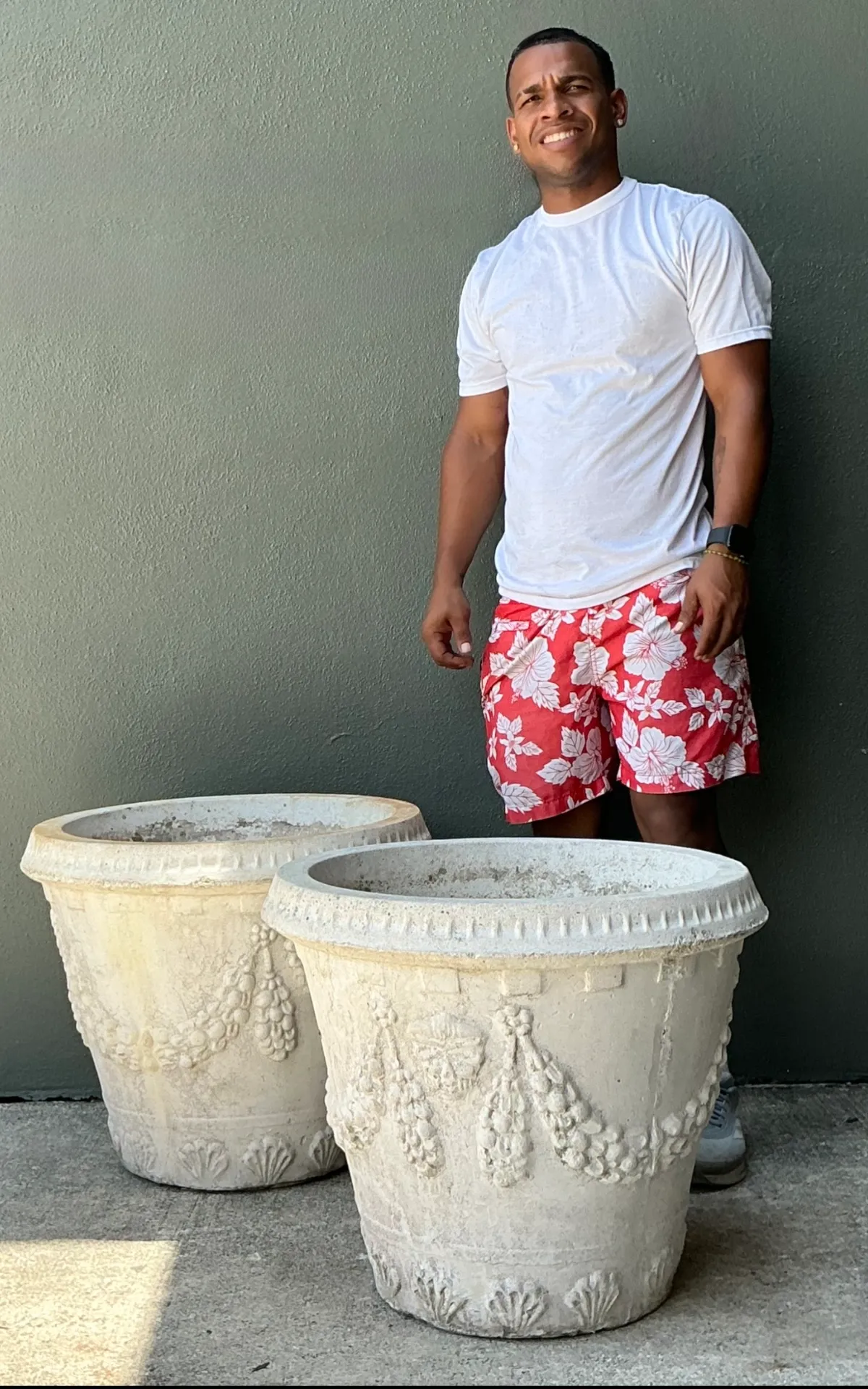 Vintage Cement Swag Embellished Planters - Pair — additional photo 8