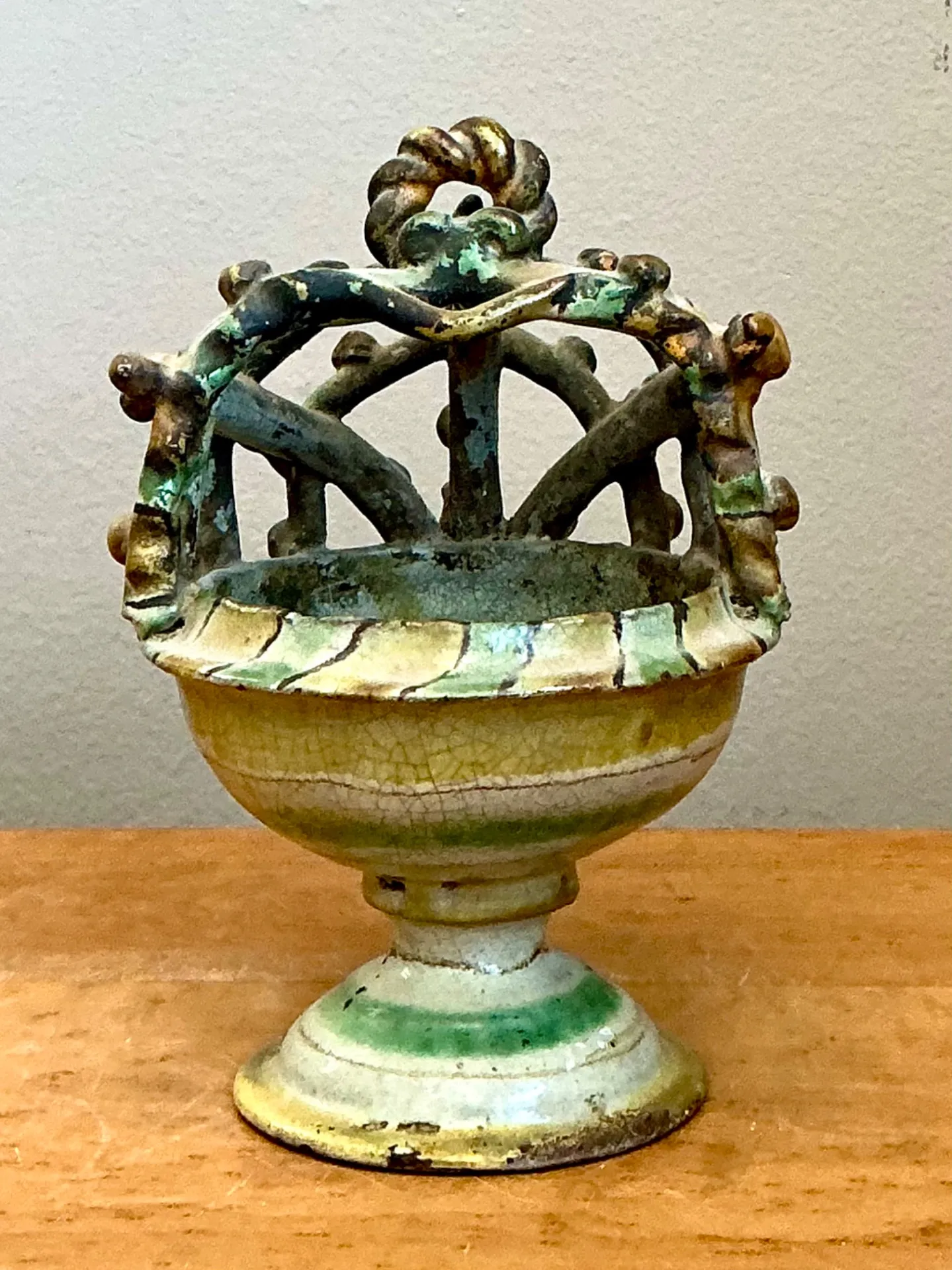 Vintage Polychrome Ceramic Crown Incensario — additional photo 6