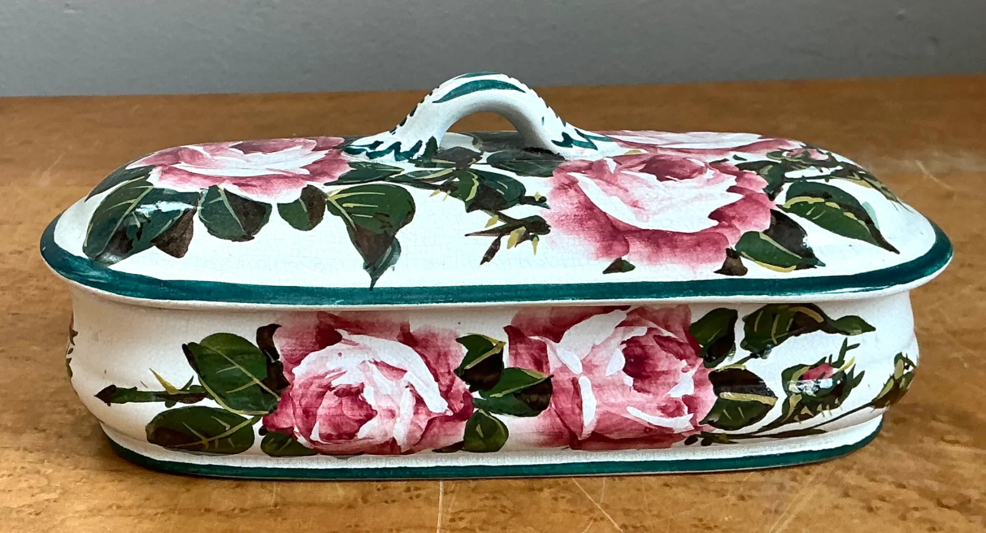 Vintage Rose Motif Porcelain Trinket Box — additional photo 6