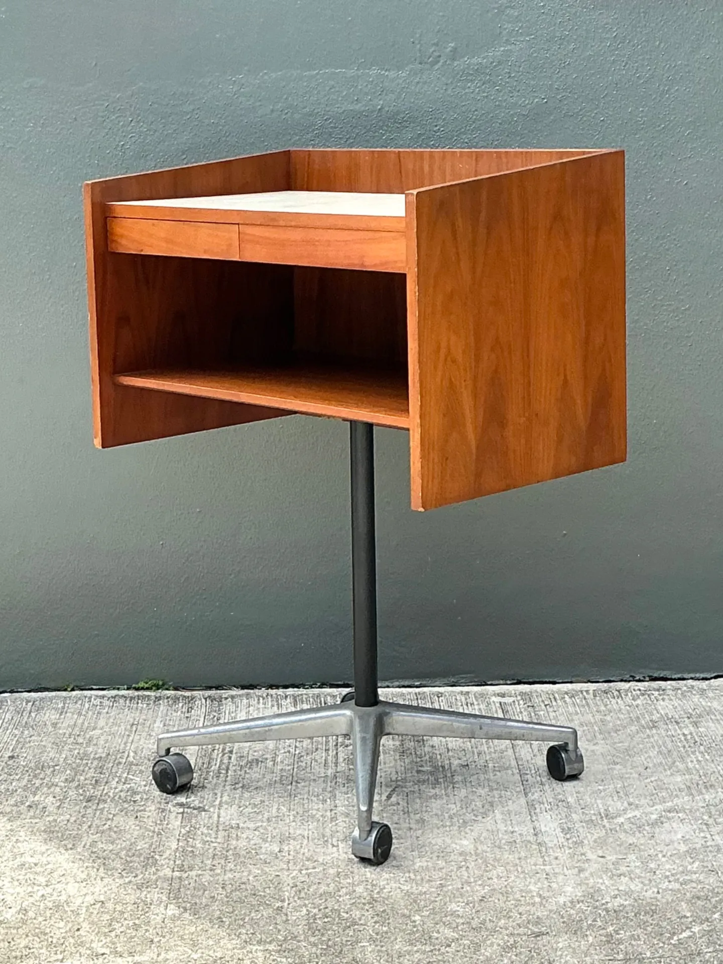 Vintage MCM George Nelson For Herman Miller Lectern — additional photo 7