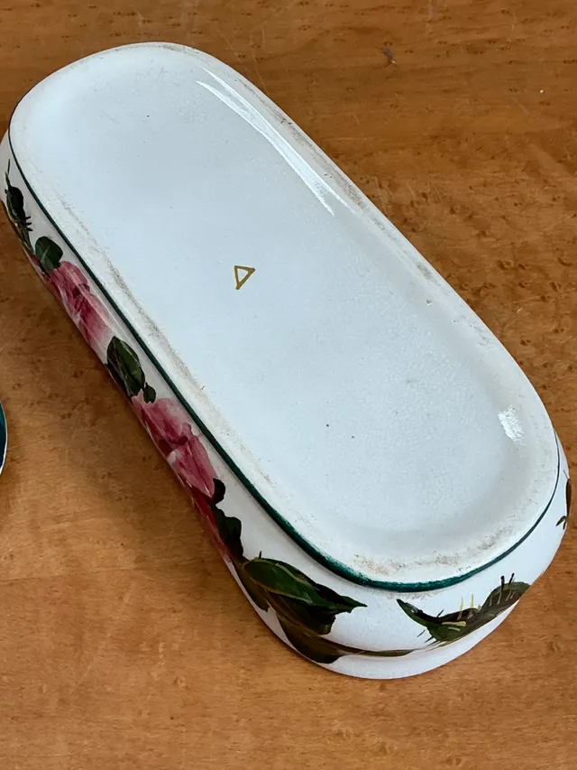 Vintage Rose Motif Porcelain Trinket Box — additional photo 7