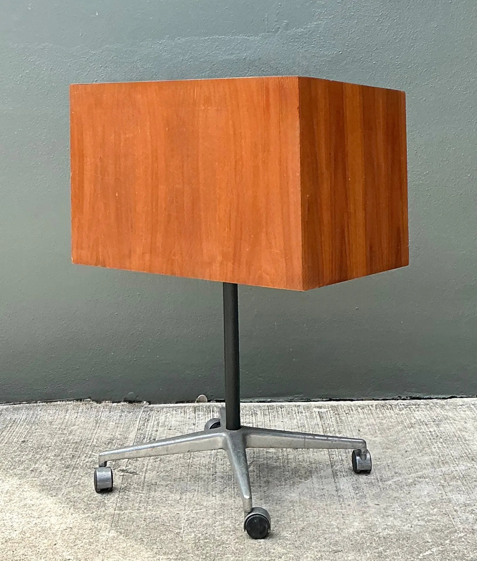 Vintage MCM George Nelson For Herman Miller Lectern — additional photo 5