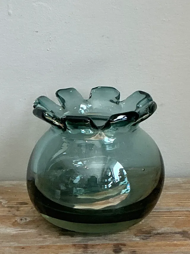 Vintage Handcrafted Green Glass Vessel — additional photo 3