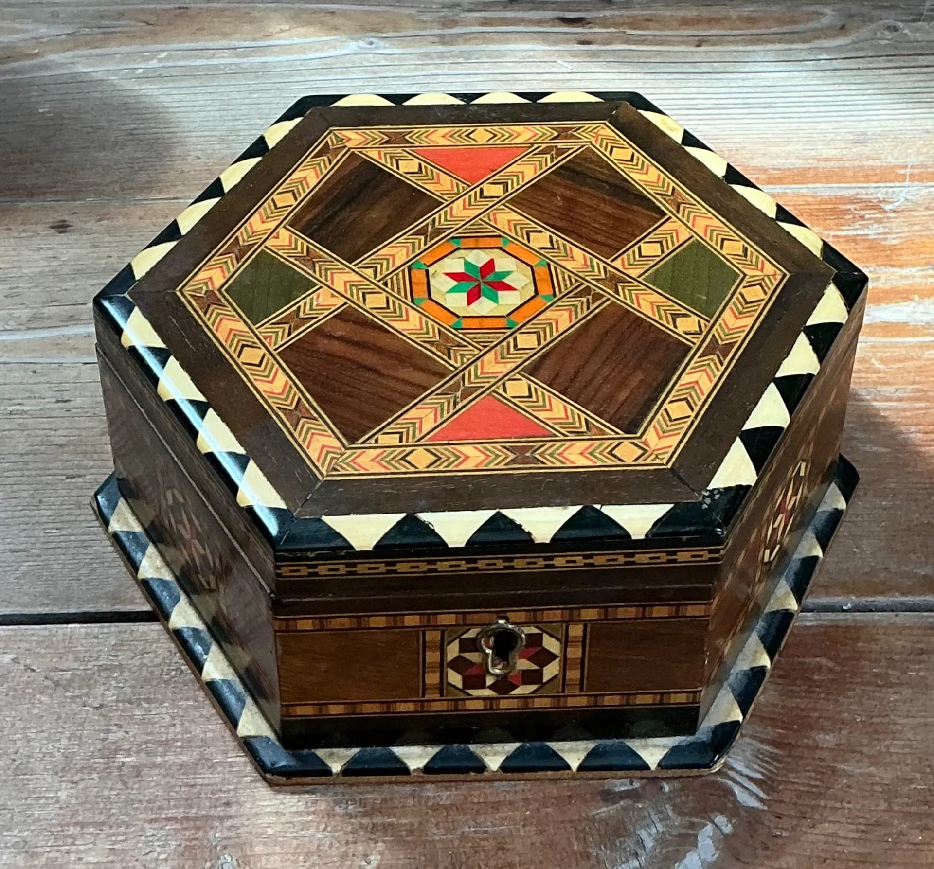 Vintage Inlaid Wood Hexagonal Box — additional photo 3