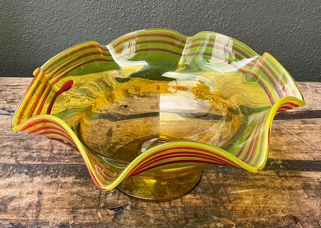 Vintage Striped Murano-Style Glass Centerpiece Bowl — additional photo 4