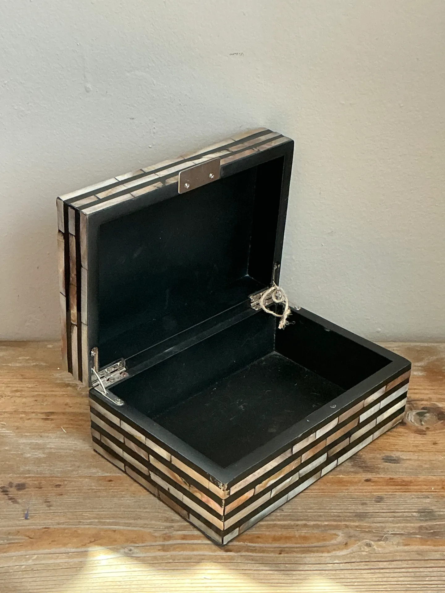 Vintage Striped Inlaid Decorative Box — additional photo 1