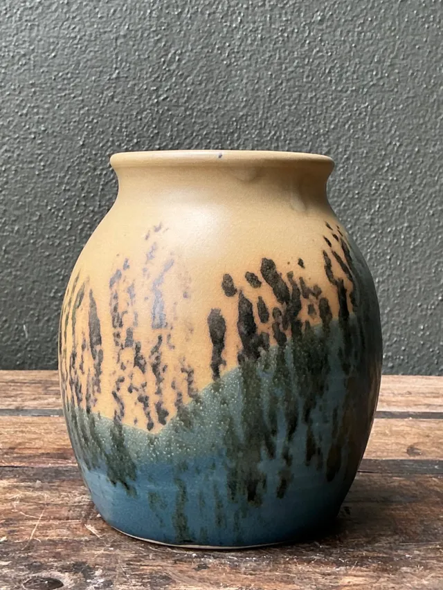 Vintage Studio Pottery Glazed Ceramic Vase - Blue, 5W x 6H — additional photo 8
