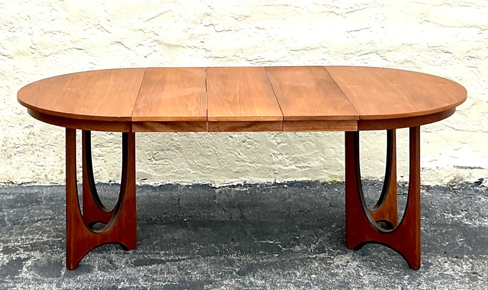 Vintage Wood Extendable Dining Table by Broyhill Brasilia — additional photo 1